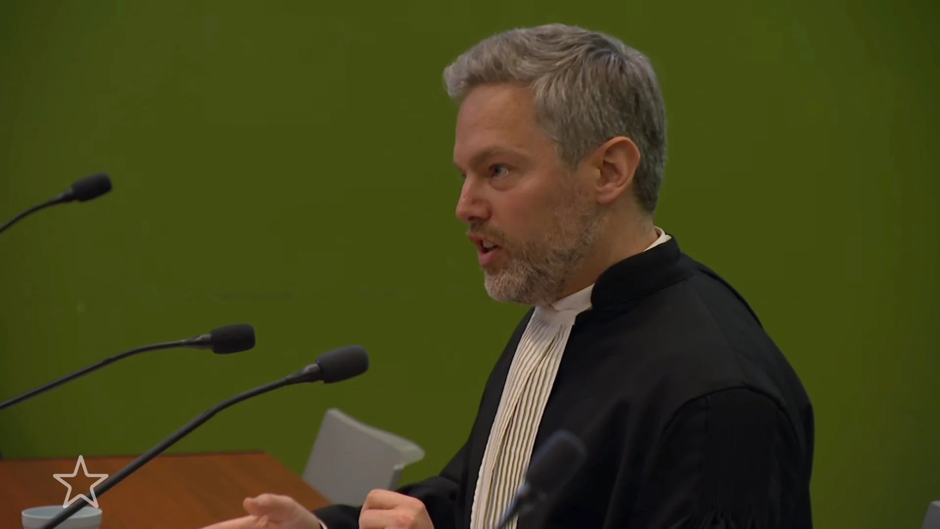 Edwin de Roy van Zuydewijn wil niet alleen inzage in scripts rondom Mabel & Margarita