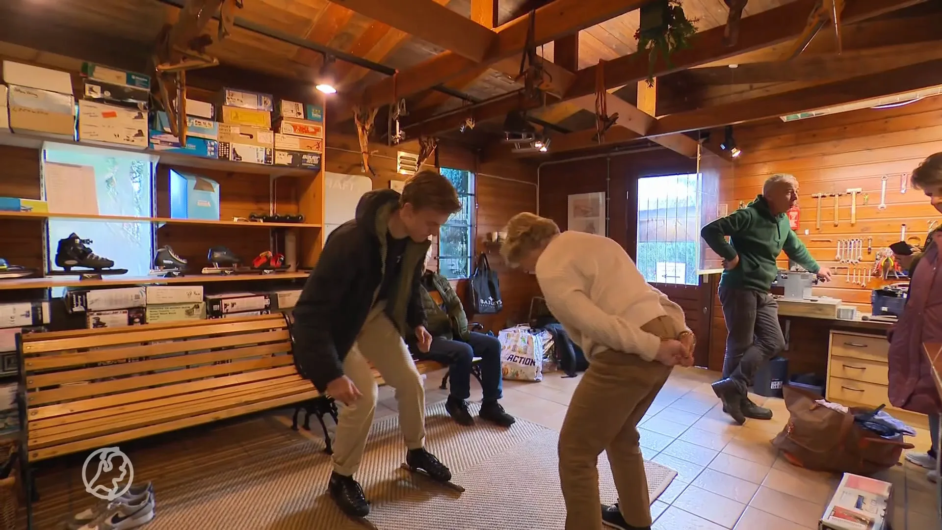 Schaatsen ruilen in het schuurtje van oma Lenie: 'Ik kom hier al vanaf dat ik klein ben'
