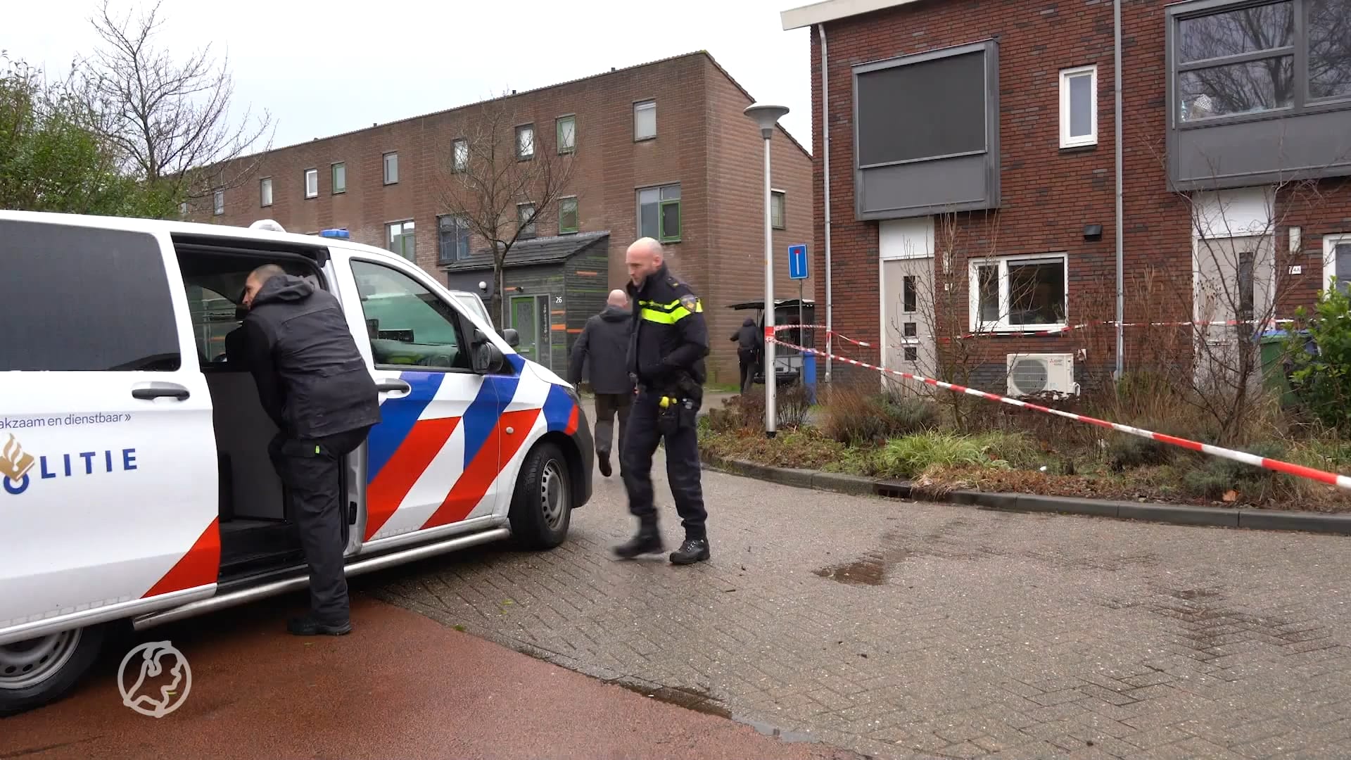 Politie: 'Niets verdachts aangetroffen' bij school Zwolle