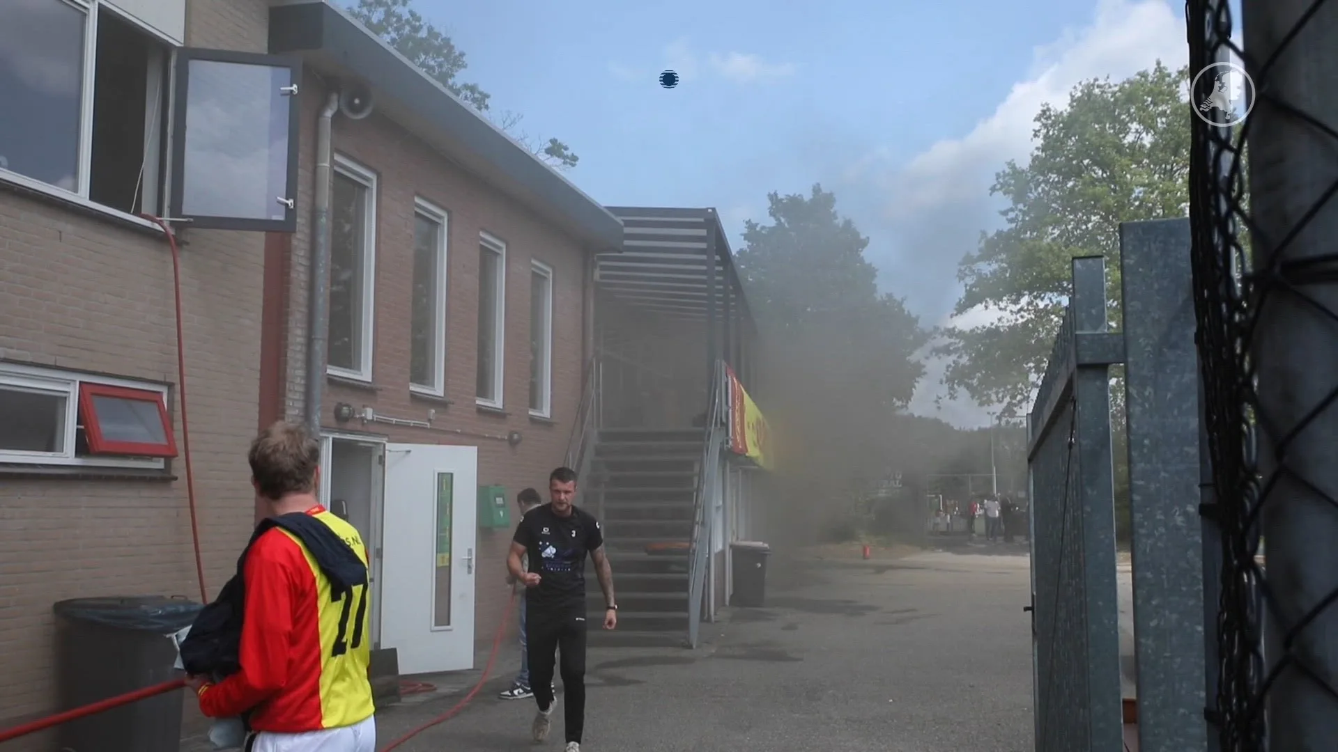 Grote brand in clubhuis bij voetbalvereniging Apeldoorn