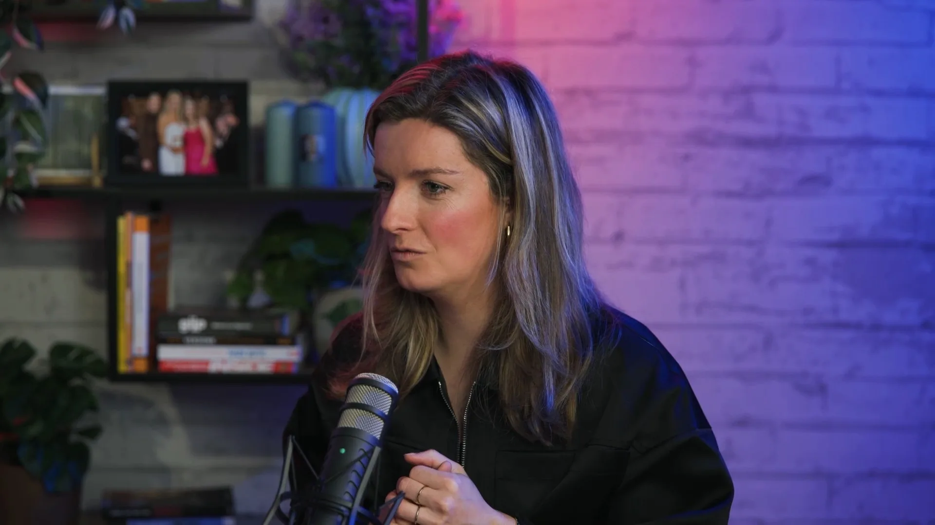 Merel Ek over liftdrama met Dion Graus (PVV): 'Hij kon geen kant op!'