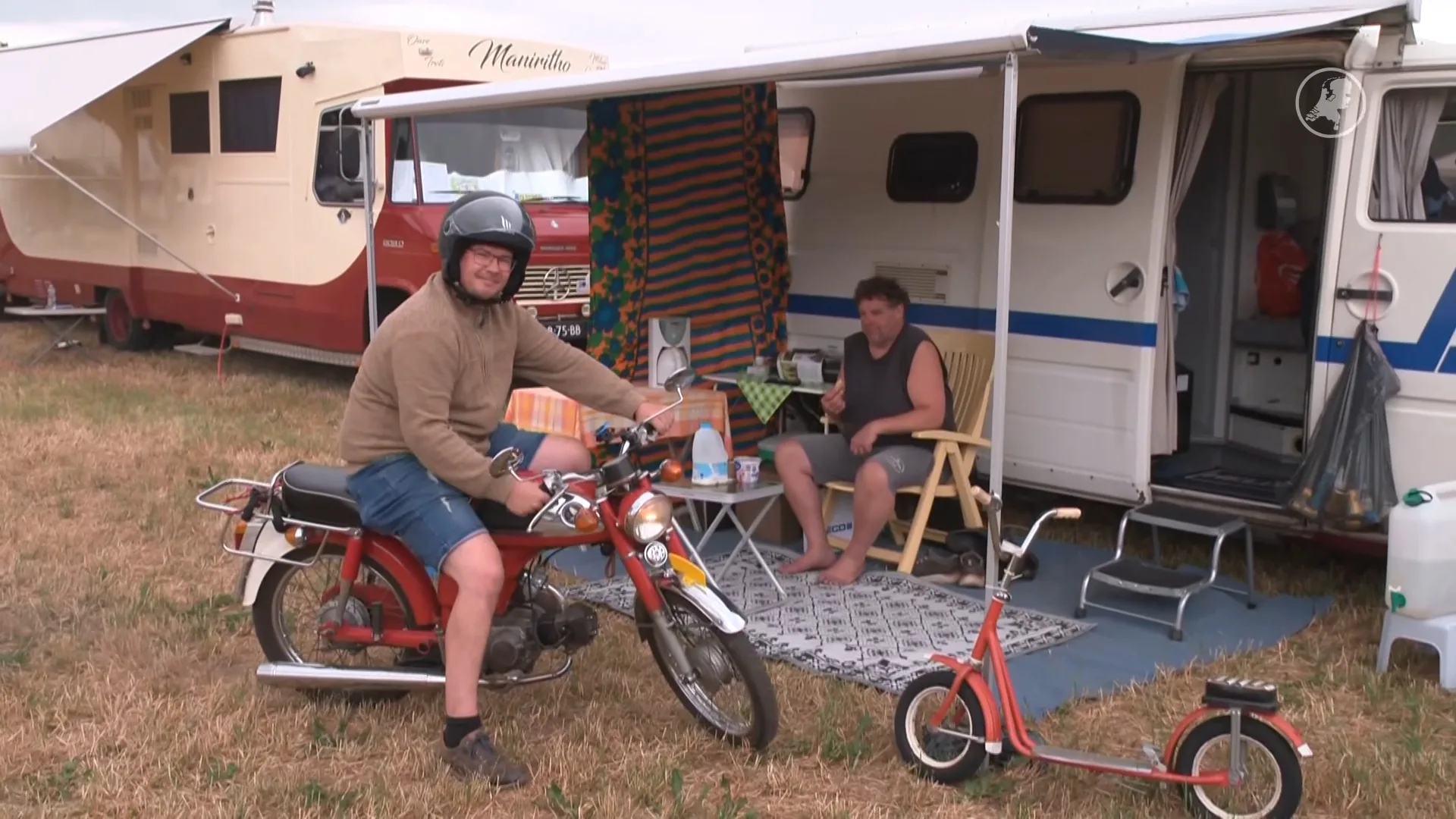 Een nieuwe caravan? No way! Oldtimer-liefhebbers bij elkaar in Meerlo