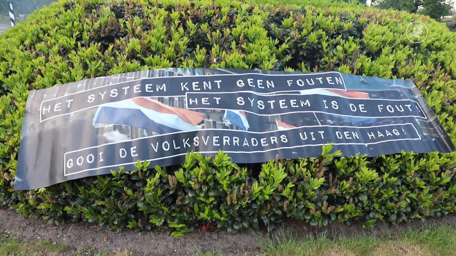 Noodbevel azc demonstratie Apeldoorn