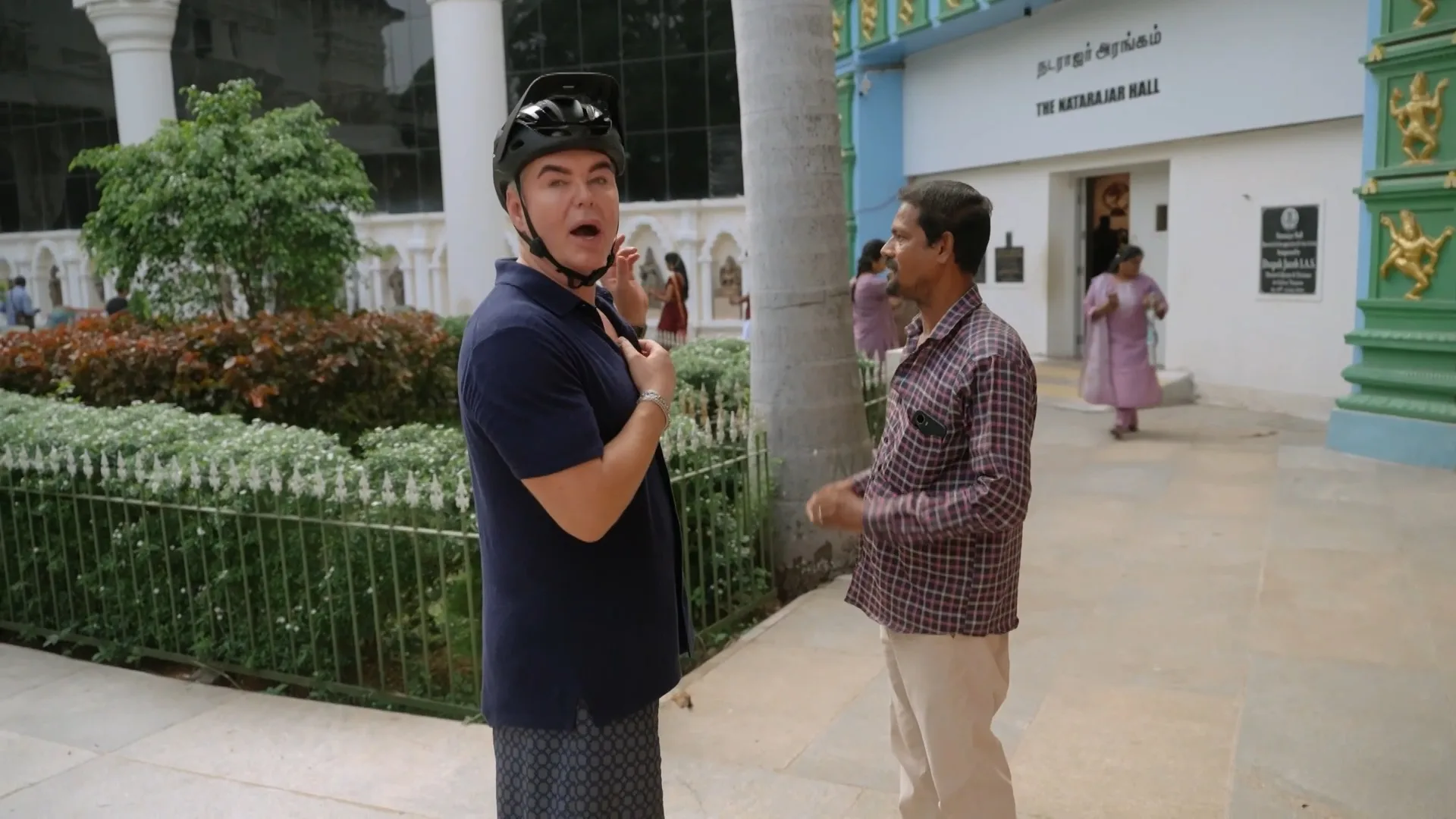 Teun en Ap zoeken een zonnegod