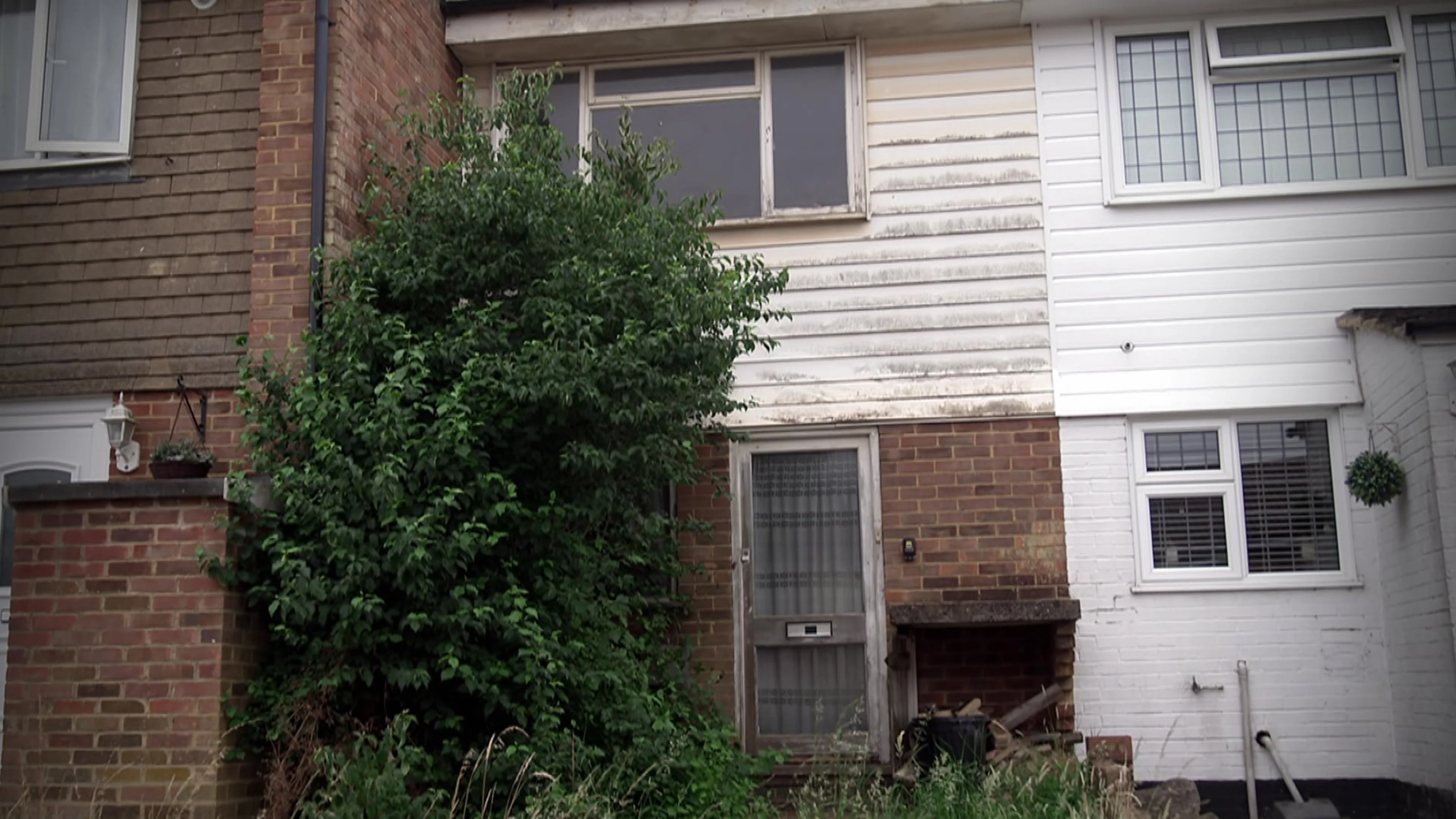 Jacqui Can't Escape!