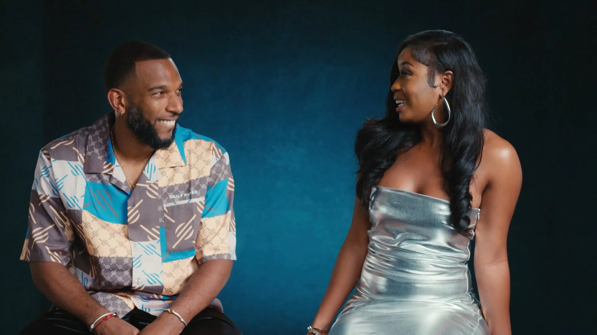 De mannen hebben iets op te biechten