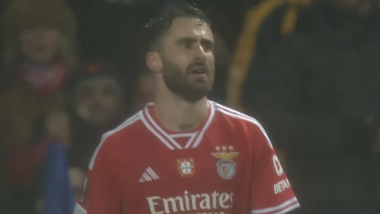 VIDEOGOAL: Rangers FC - Benfica 0-1 (Silva)