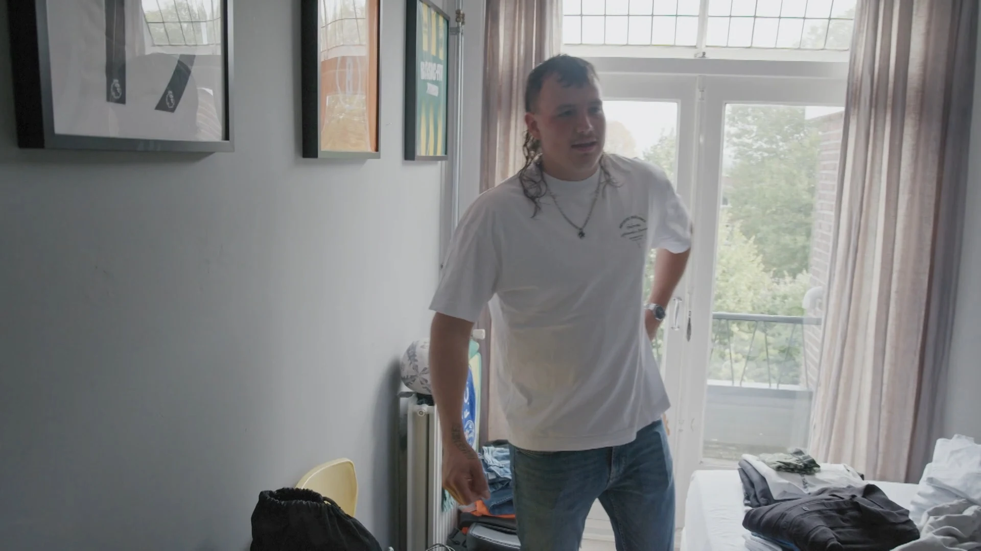 De kamer van Haagse Juul is een 'teringbende'