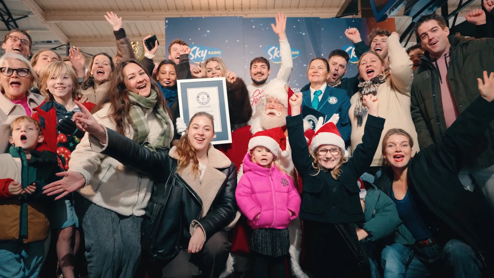 Sky Radio en Koninklijke Amarant Bakkers vestigen record met grootste kerststol ter wereld