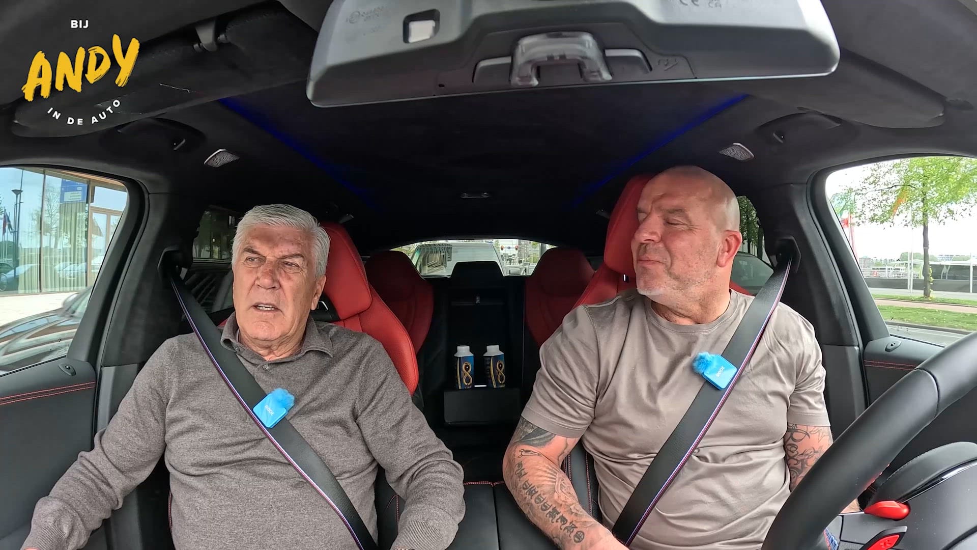 Cor Pot over wilde avond met Dolly Dots: 'Om me heen hangen en zoenen'