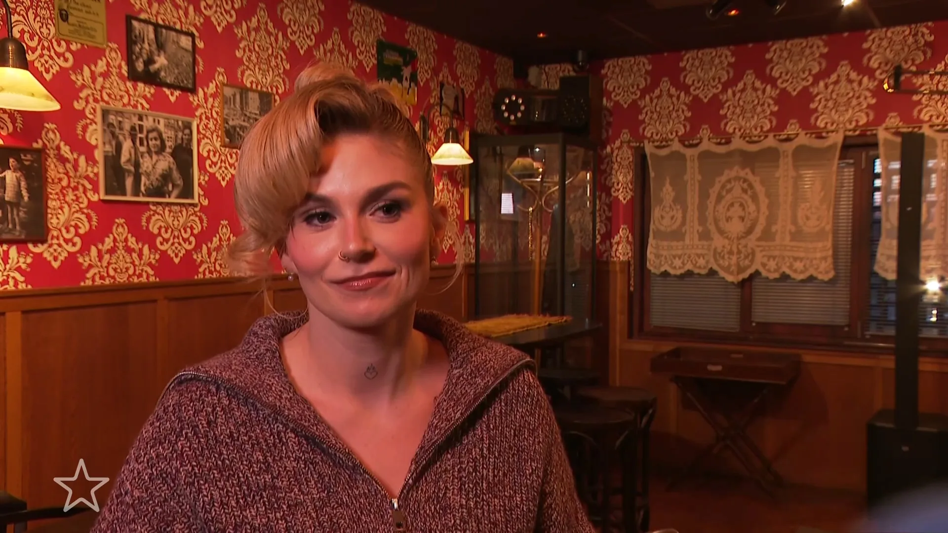 Roxeanne Hazes enthousiast over 'allergrootste theatertour ooit'