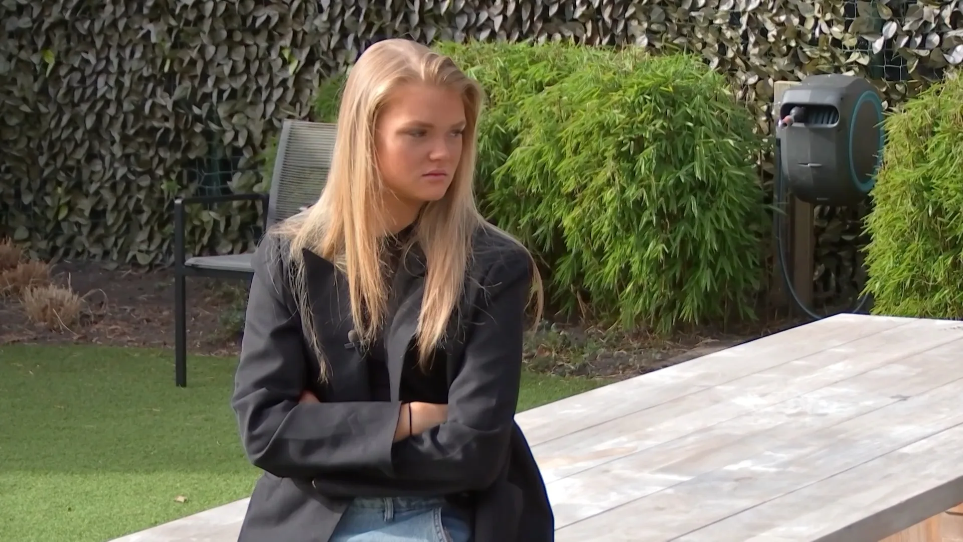 Mercedes is geïrriteerd door Salar