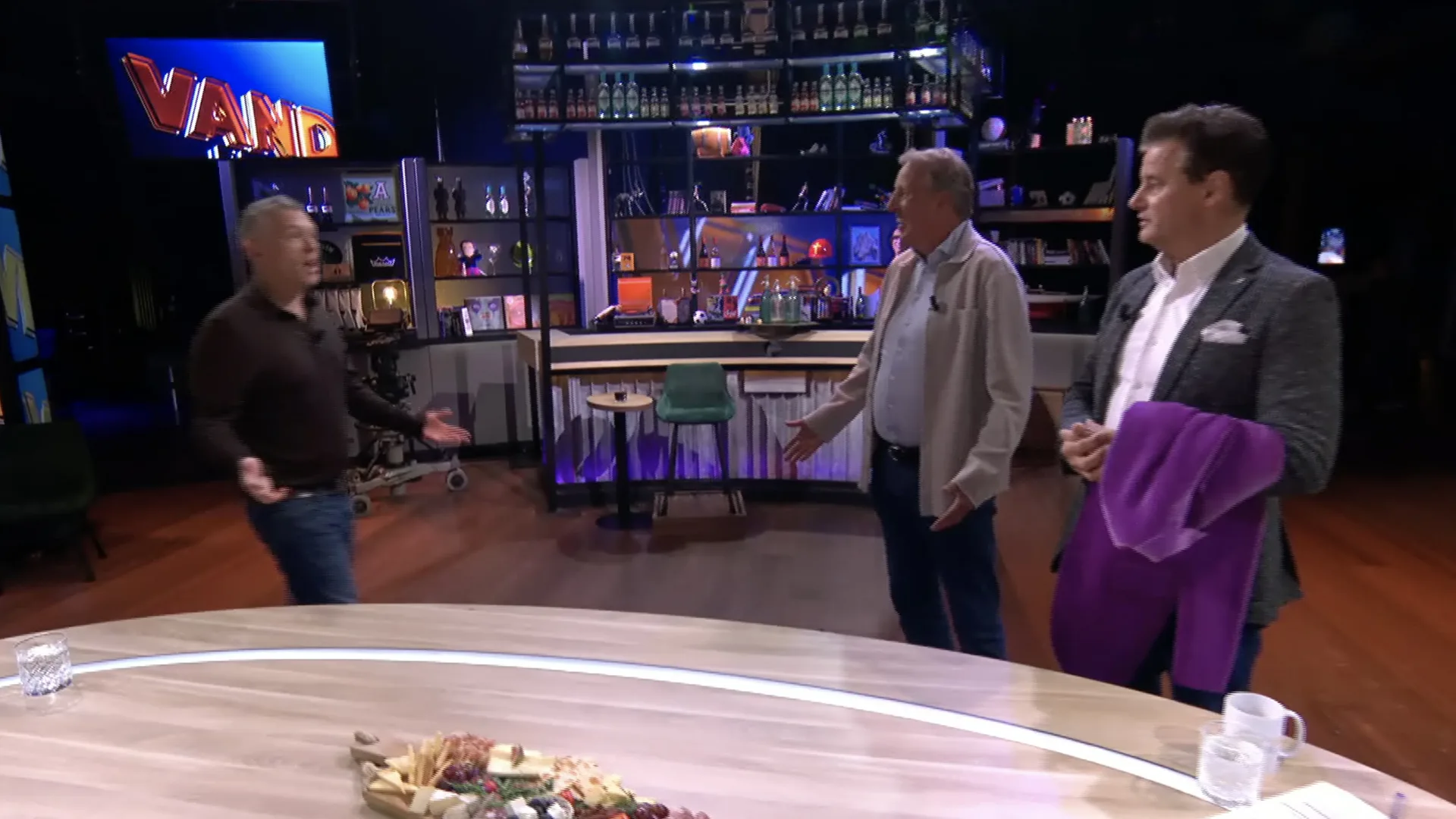 Wouter de Winther breekt plotseling in tijdens In de Wandelgangen met Chris Woerts!