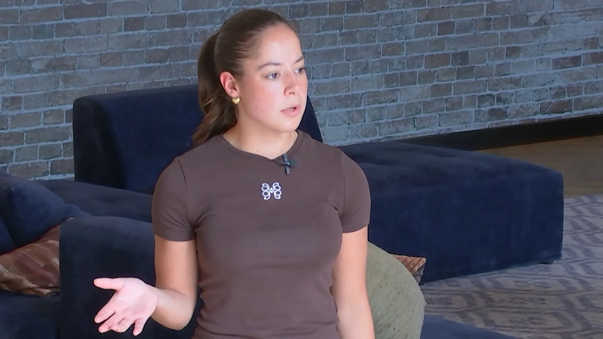Joshlyn is klaar met discussie om pannenkoekenmix