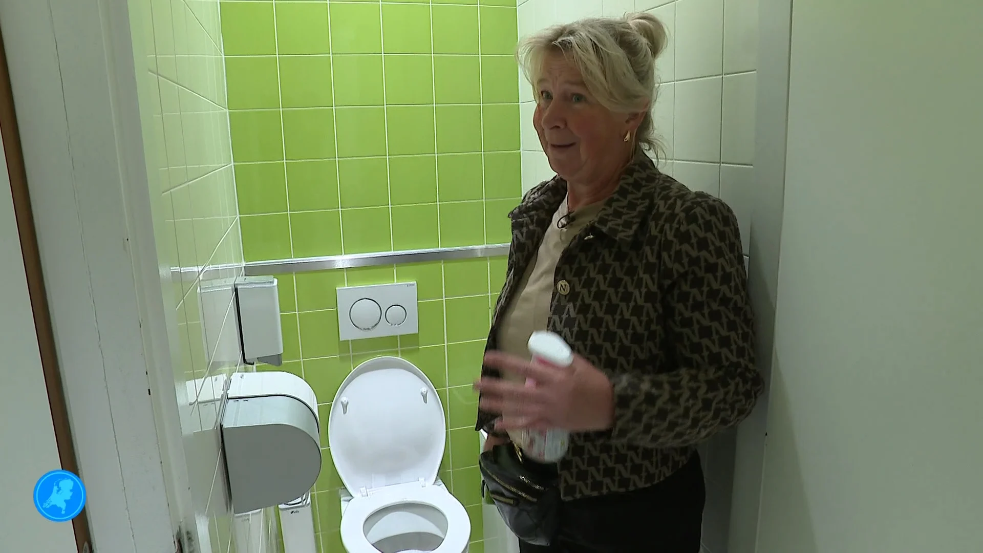 Toiletjuffrouw Renate (54) opent eigen toiletten na vervanging door poortjes