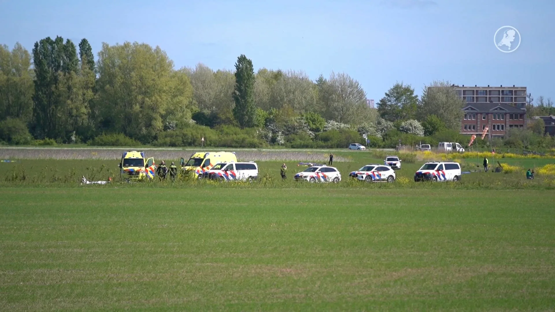 Parachutist overleden in Rhoon