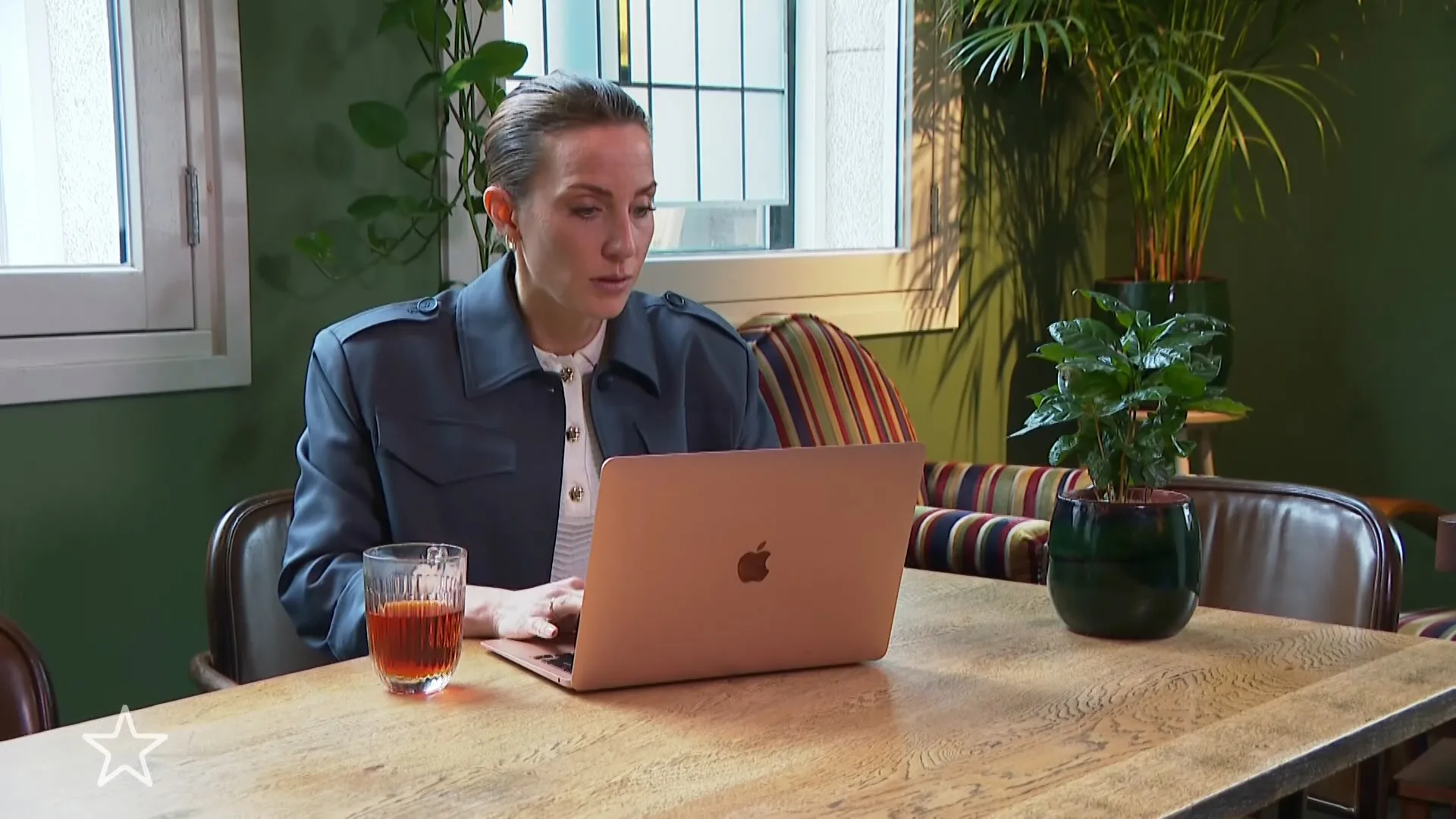 Fien Vermeulen over presenteren Shownieuws