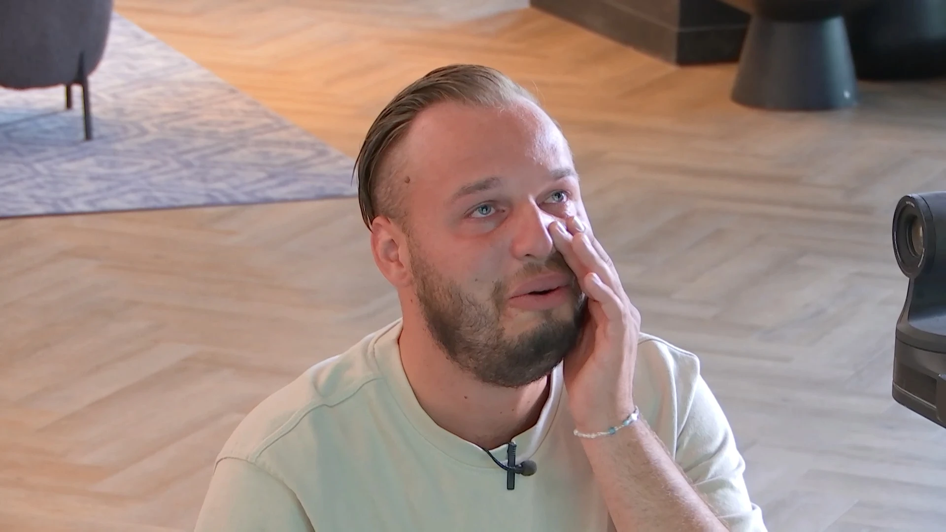 Delano belt met moeder: 'Ik ben trots op je'