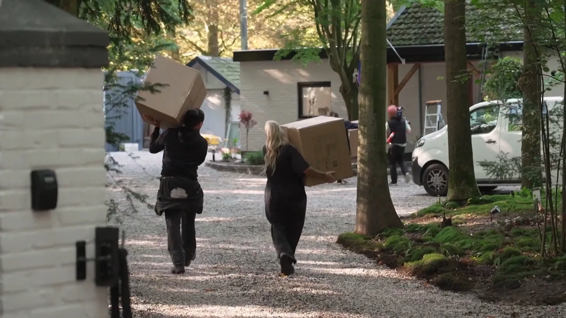 De meubels worden bezorgd