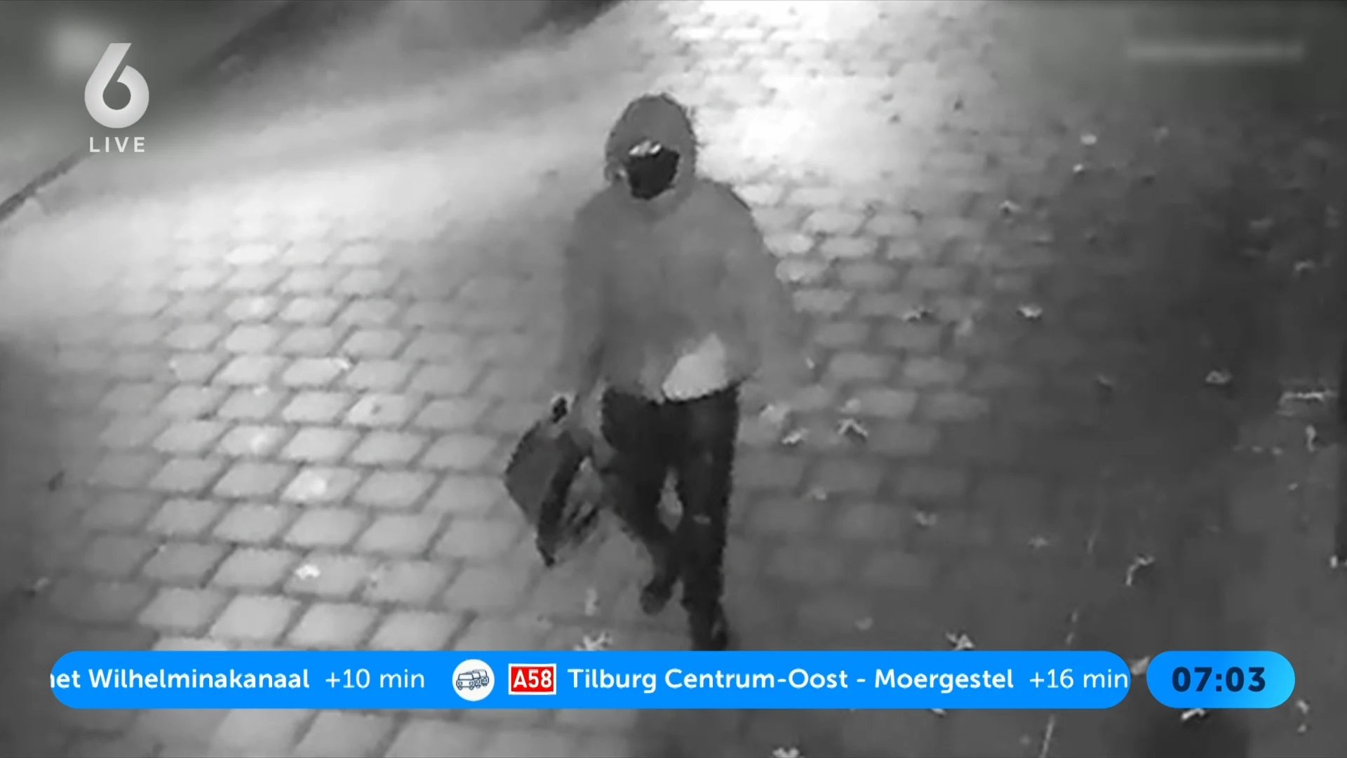 Politie laat foto verdachte zien na explosies Joodse instellingen Amsterdam