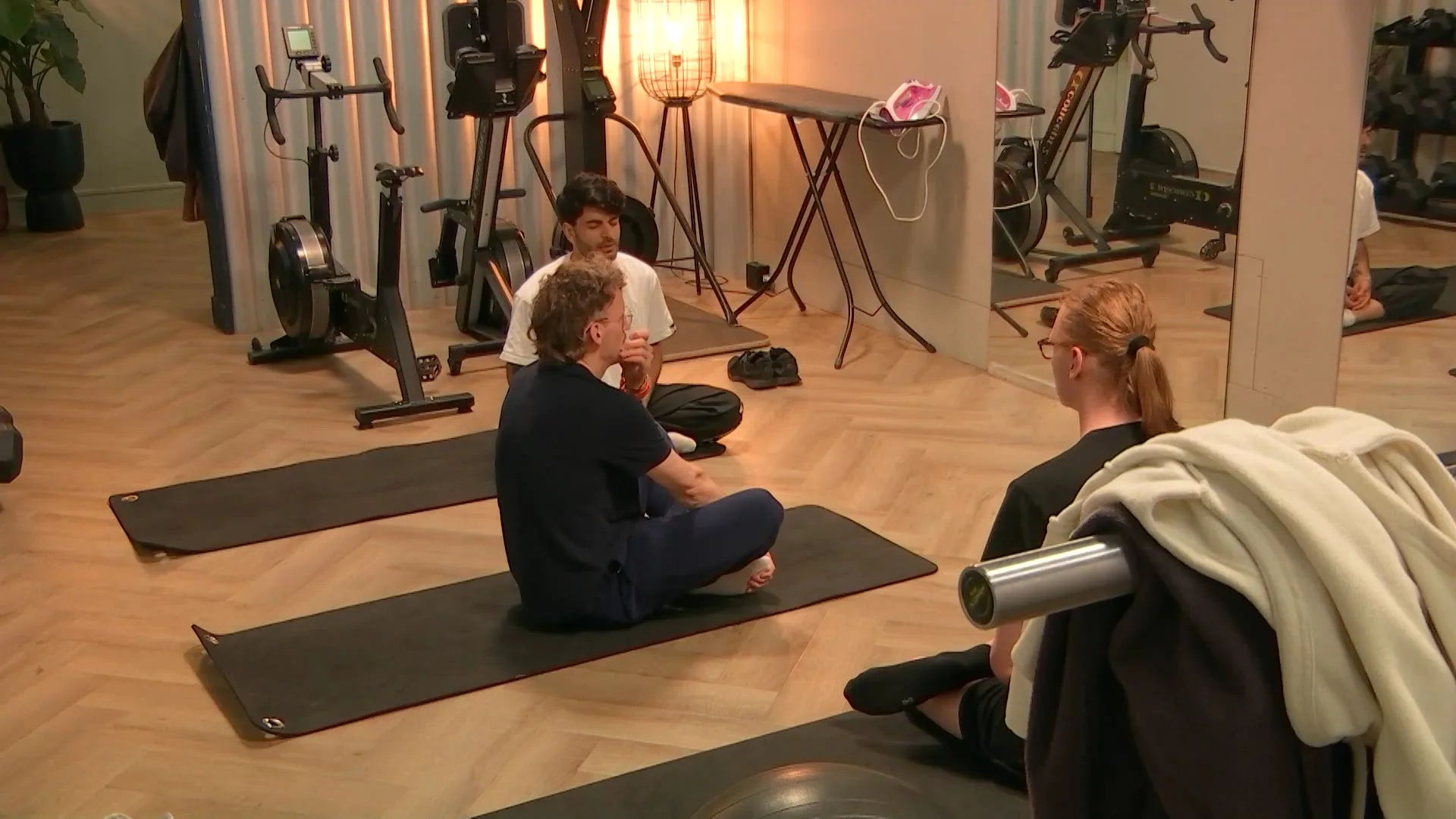 Melvin, Roland en Sayf zoeken de rust op