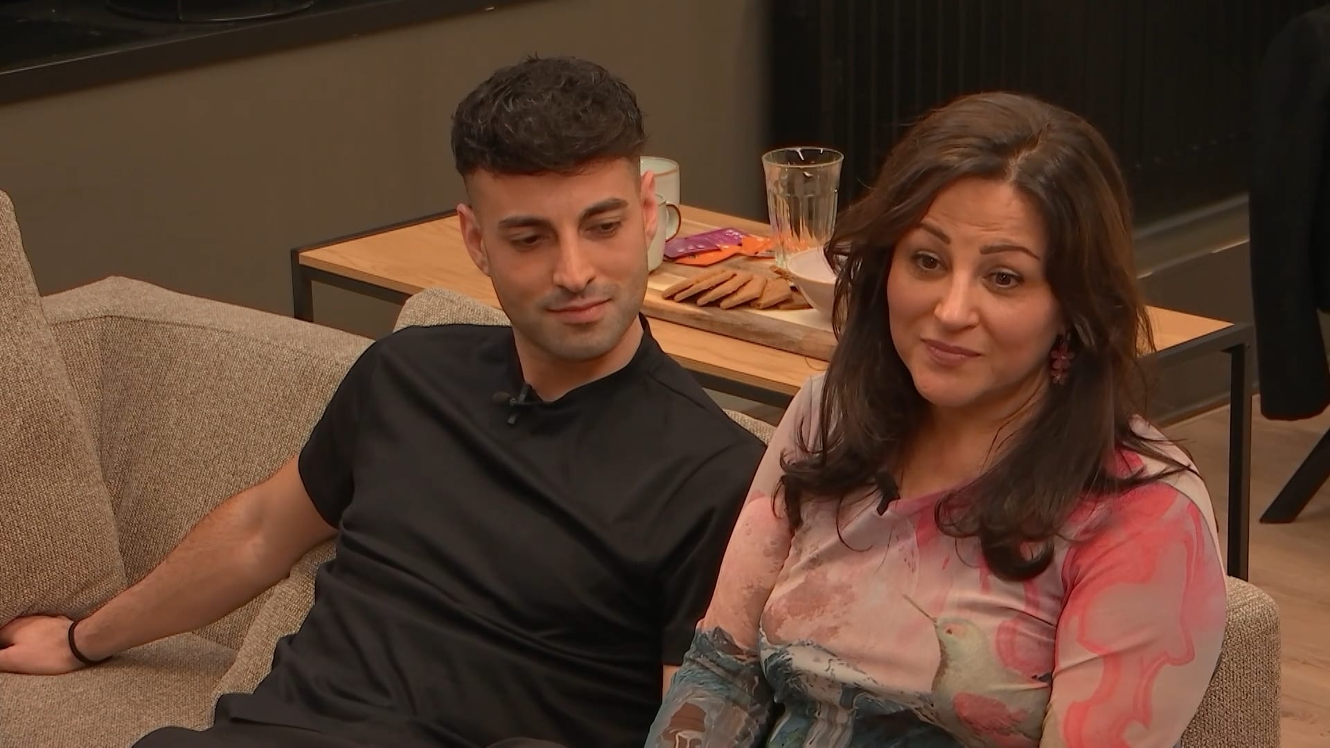 Salar krijgt familiebezoek