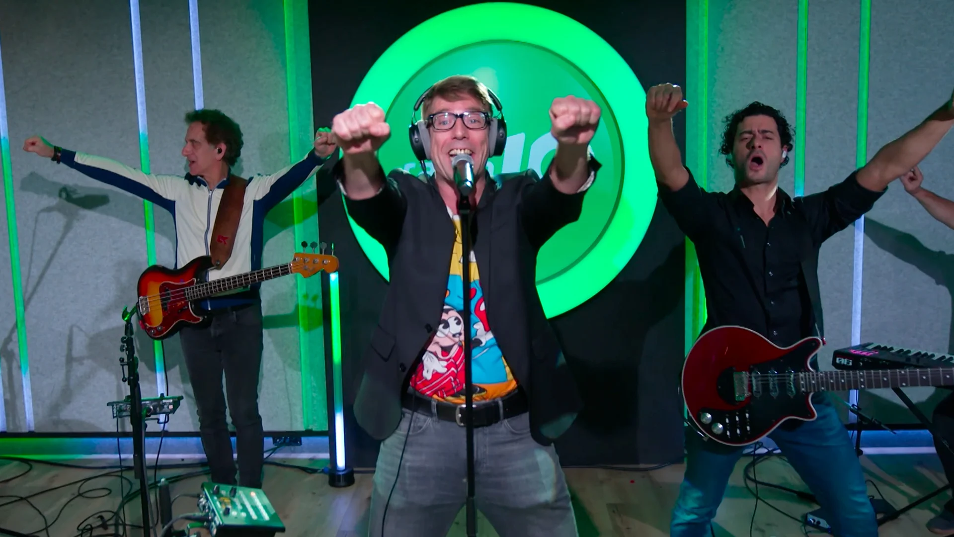 Queen Must Go On live bij Gordon & Froukje met Radio Ga Ga