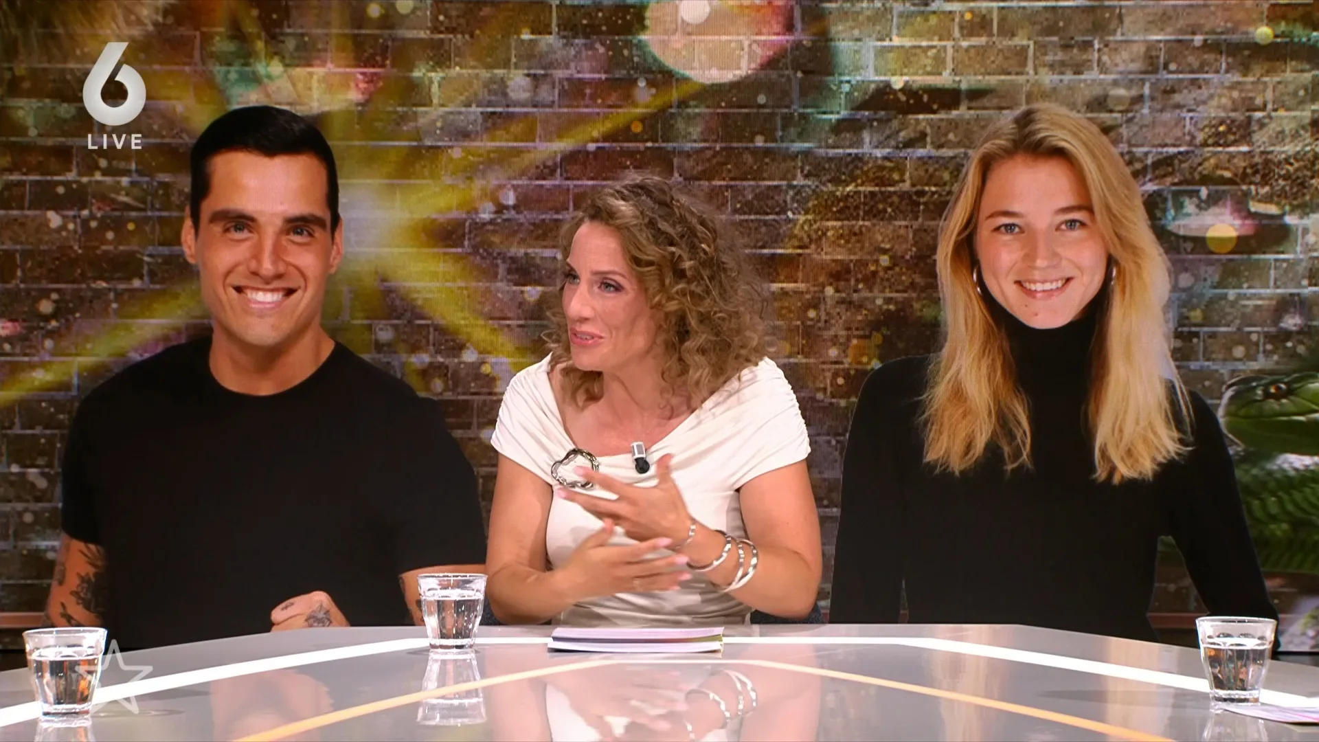 Anouk en Diederik zorgen voor geschrokken reacties bij Shownieuws-tafel met hun 'hoogtepunt'