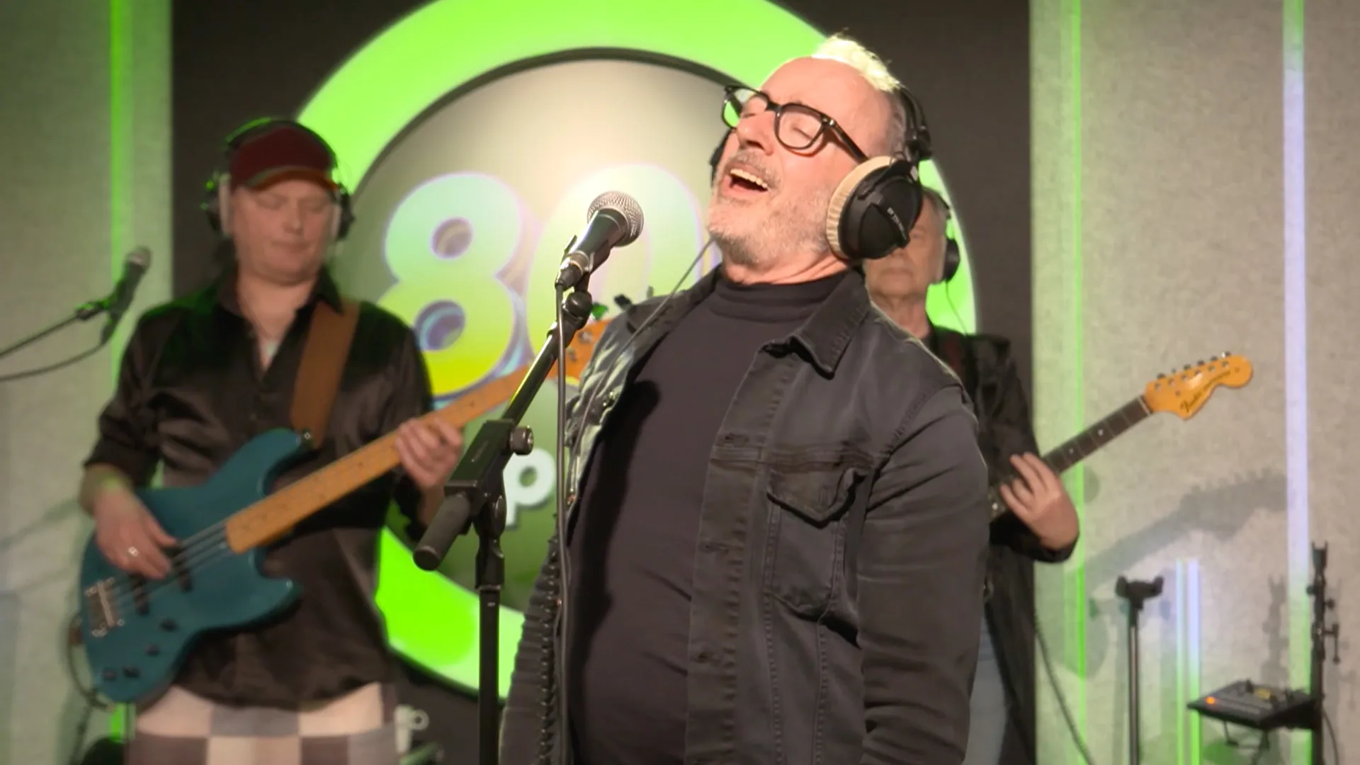 Nol Havens zingt Eén Kopje Koffie live!