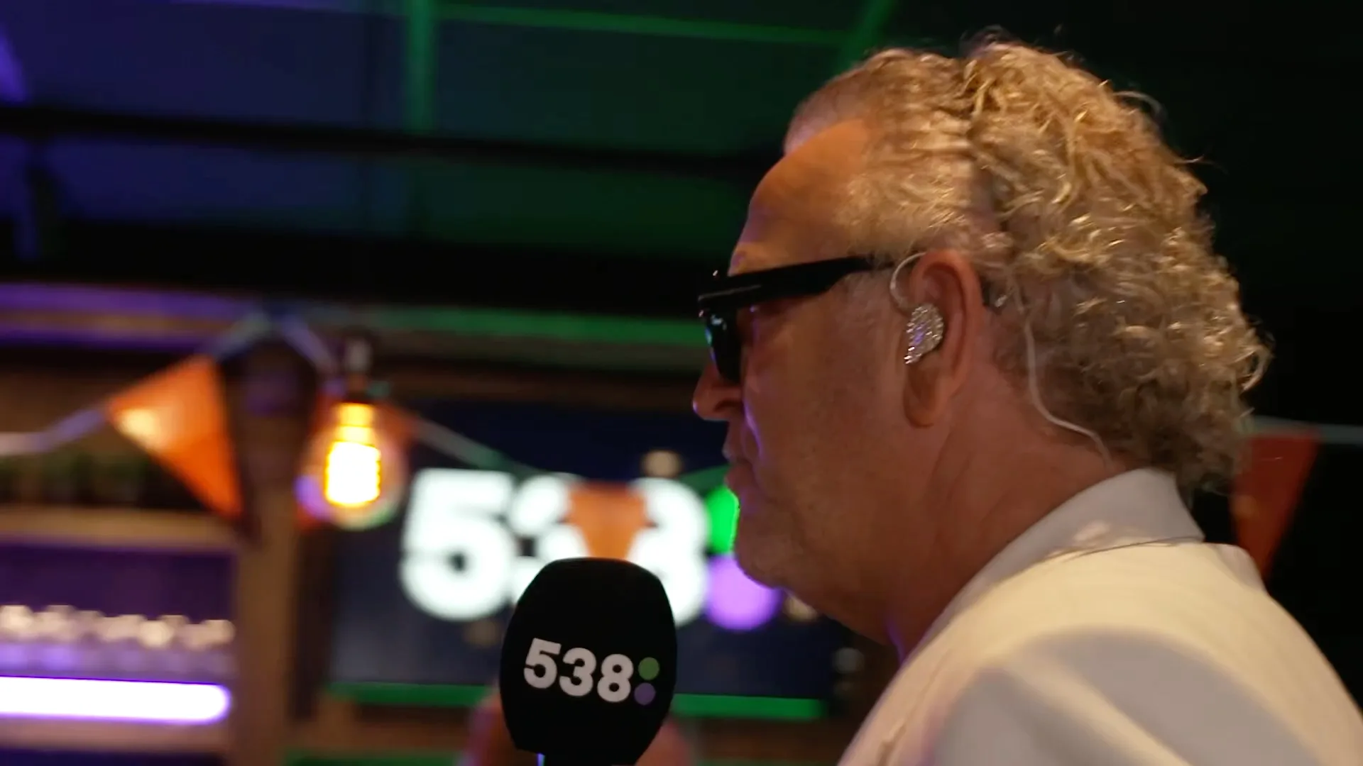 Wie gaat het Songfestival winnen? Dit denkt het Wat Basel je Nou-publiek!