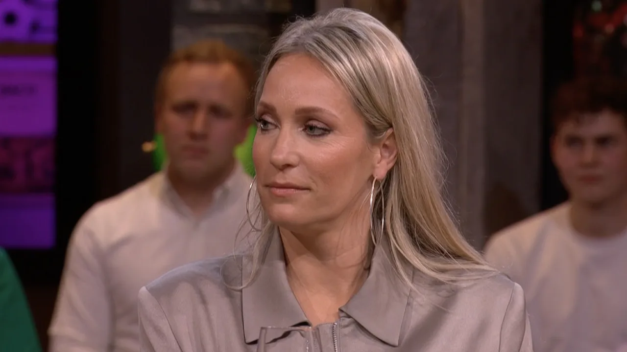 Hélène onthult gasten voor tweede uitzending van De Oranjezondag!