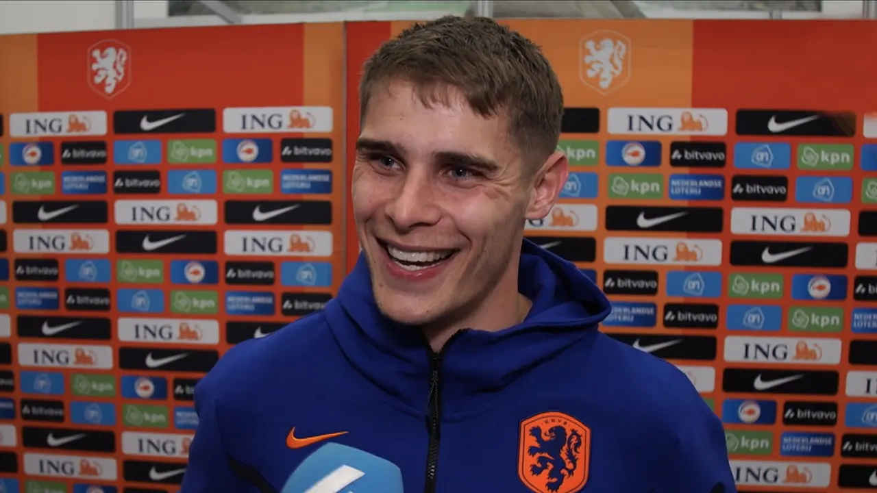 Van de Ven: 'Koeman weet dat ik op beide posities kan spelen'