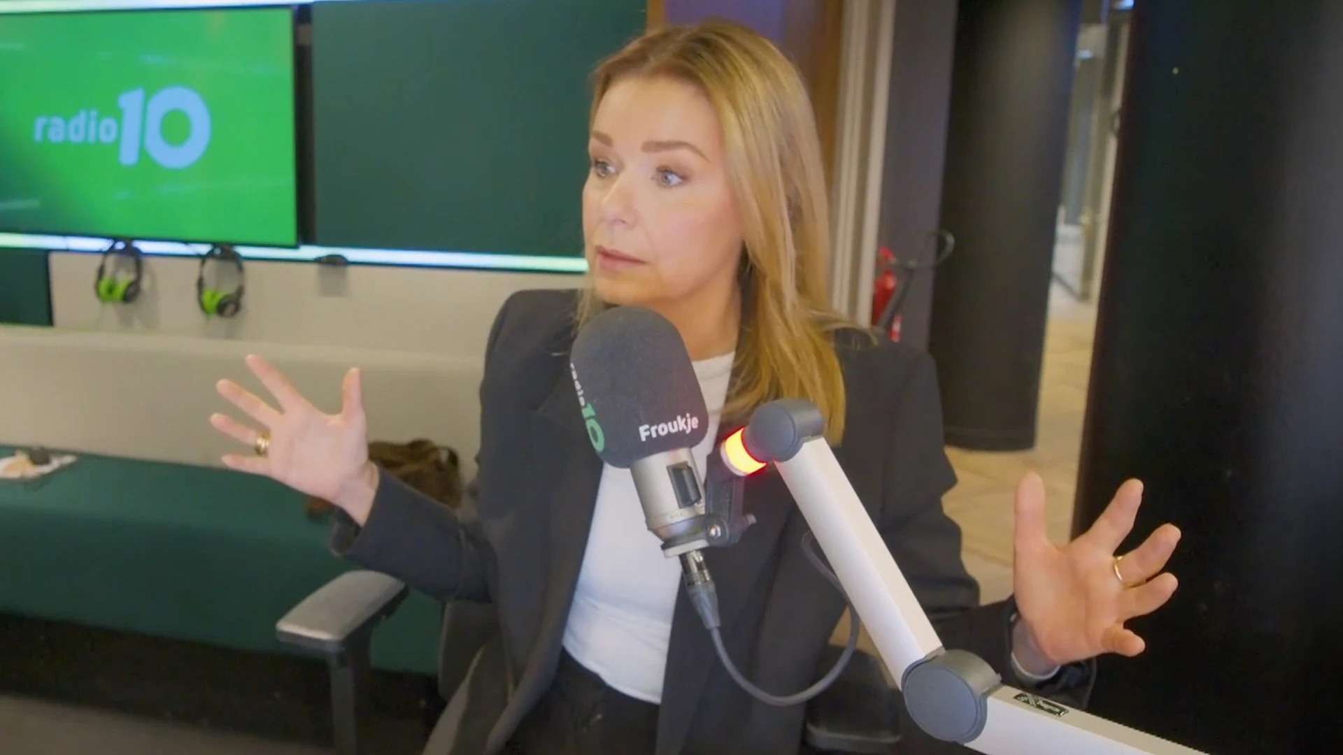 Froukje beleefde een horrordag in Disneyland!