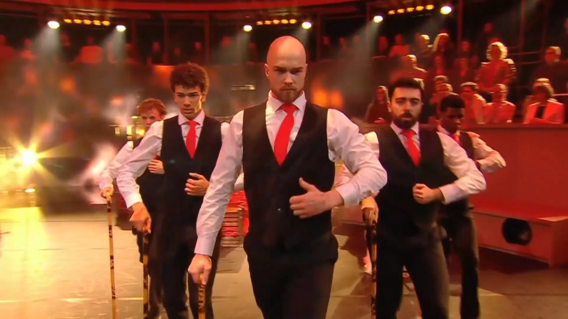 Groepsdans zet alles op scherp | Studioshows Deel 1