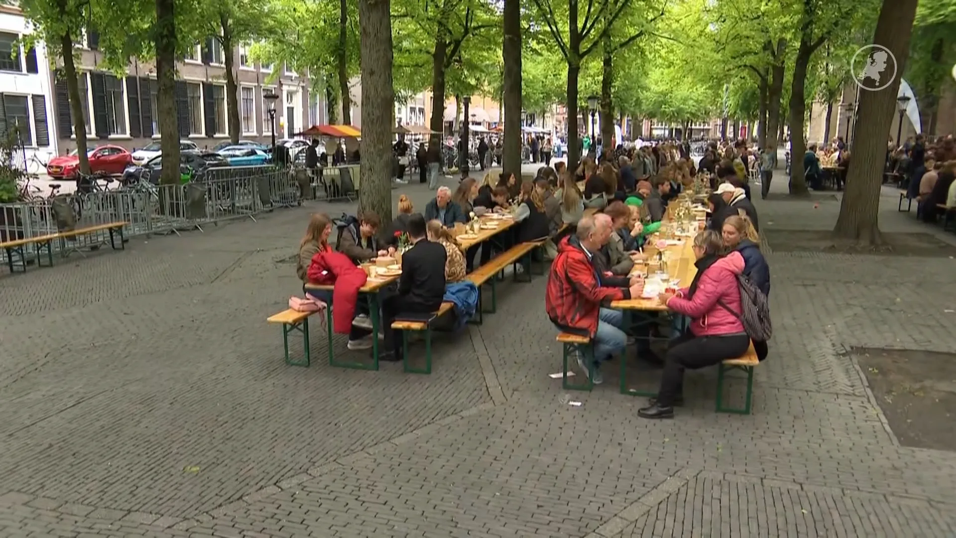Studentenvereniging in Utrecht regelen een gratis diner voor stadsbewoners