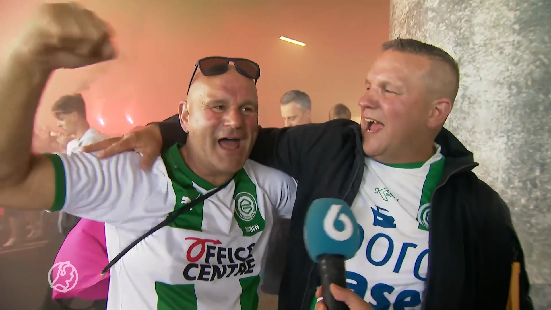 FC Groningen-supporters maken zich op voor kraker tegen Roda JC, wie promoveert naar de Eredivisie?