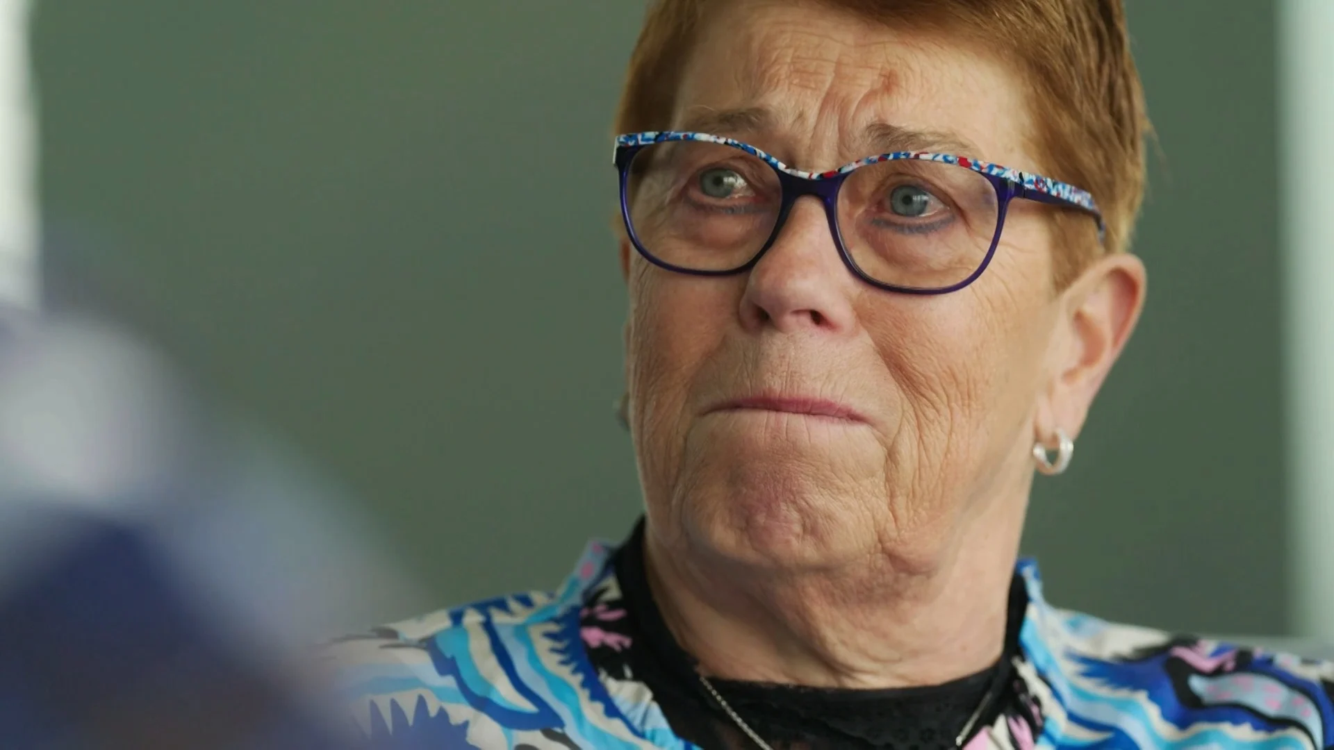 Janny krijgt waarschuwing: 'Hij rijdt je met de trekker dood'