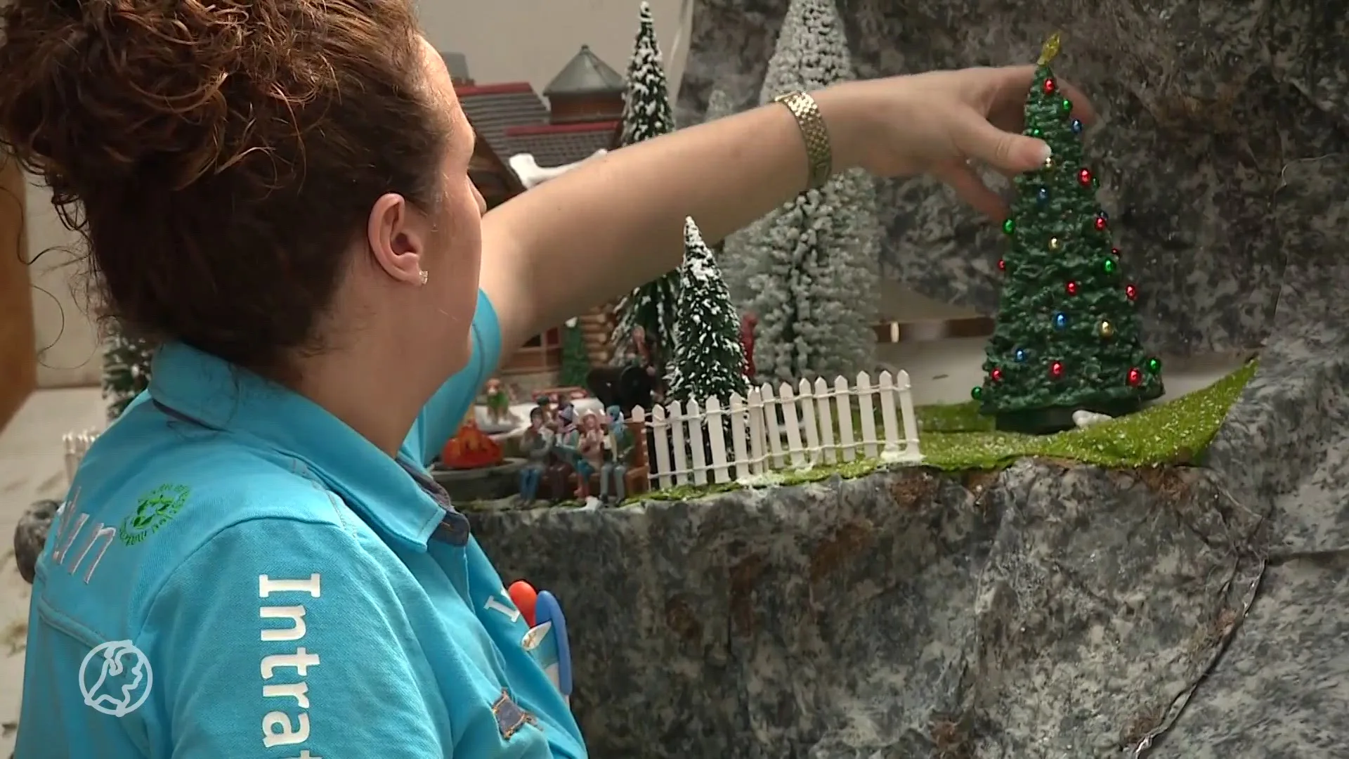 Het is 30 graden, maar in Halsteren zijn ze al in de kerstsferen