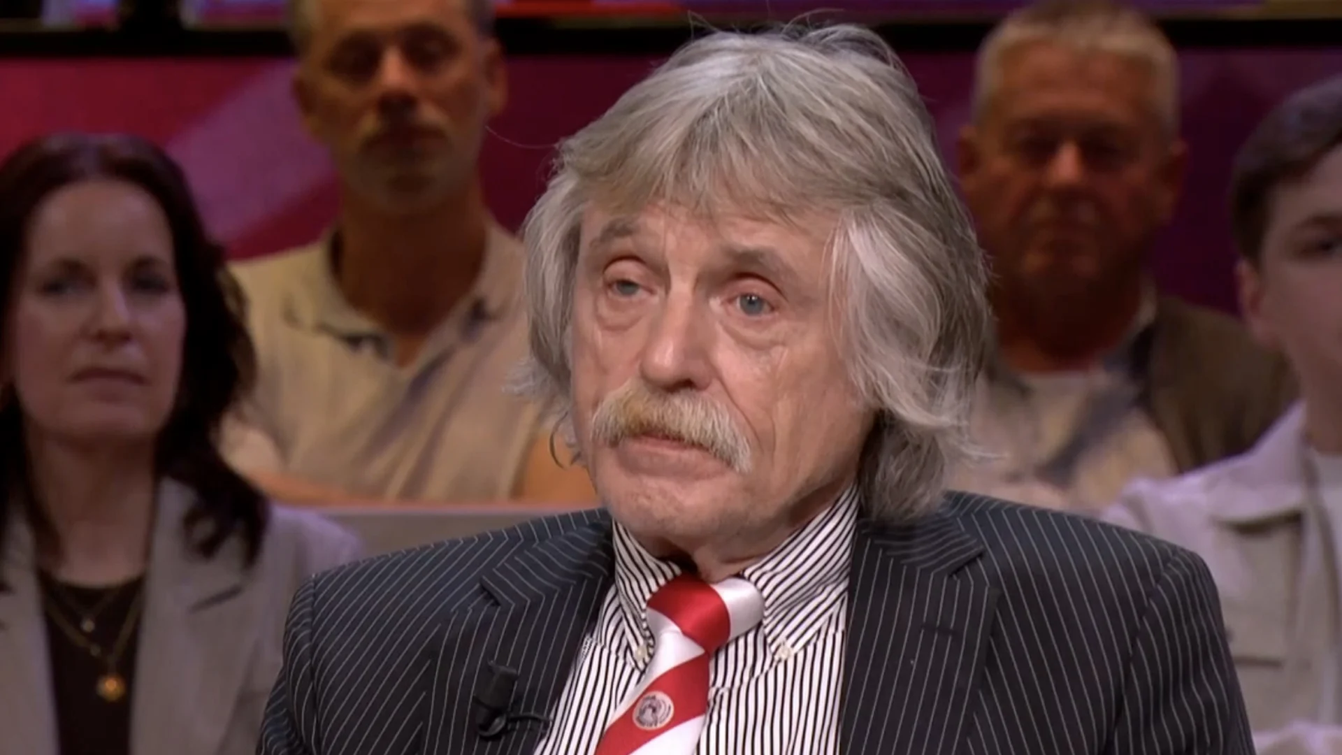 Johan Derksen schaamt zich: 'Dat is de betutteling en vertrutting die leeft in de randstad!'
