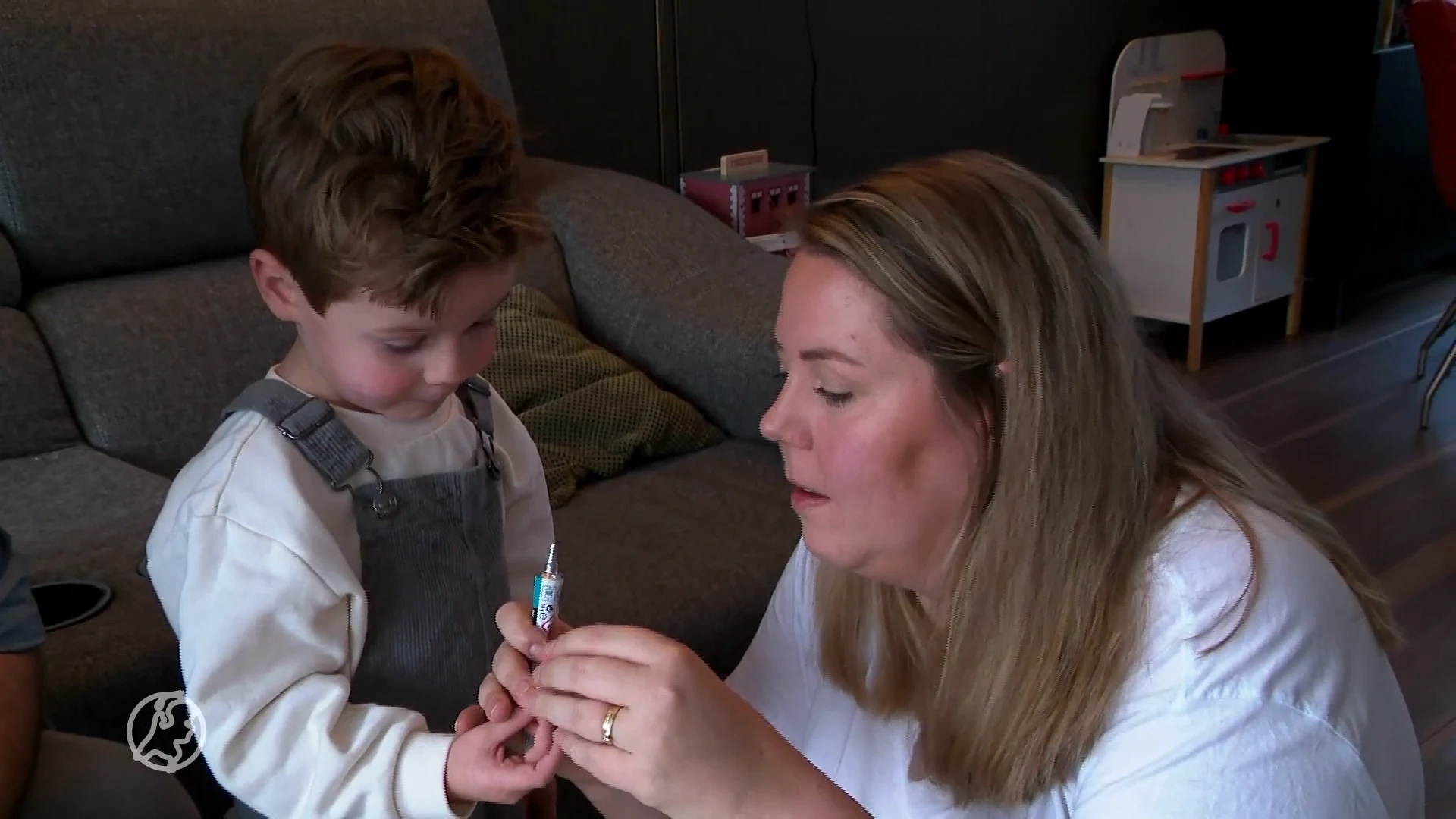 Kjeld (3) haalt met zijn ijsjes 15.000 euro op voor kinderen met kanker: 'Totaal uit de hand gelopen'