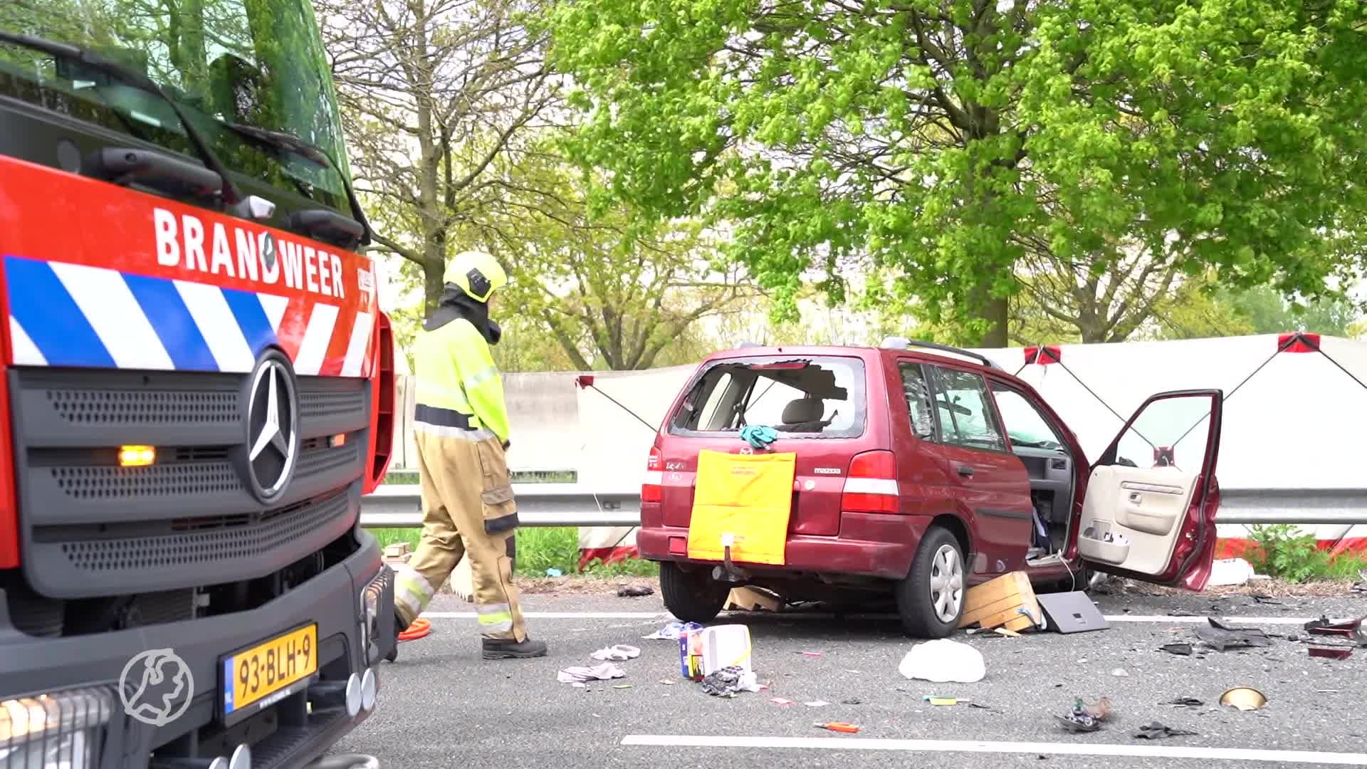Spookrijder (67) overleden bij aanrijding op A59, twee gewonden