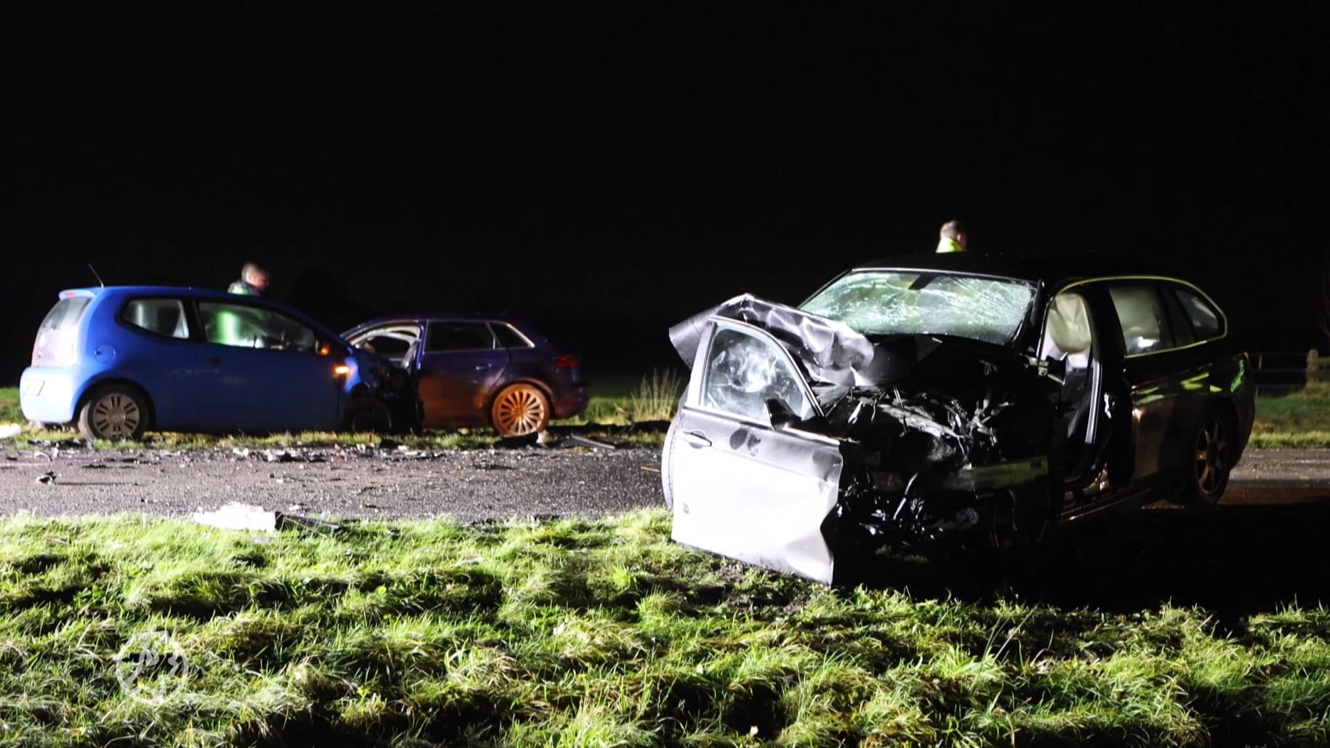 Meerdere gewonden door ernstig verkeersongeval in Friesland