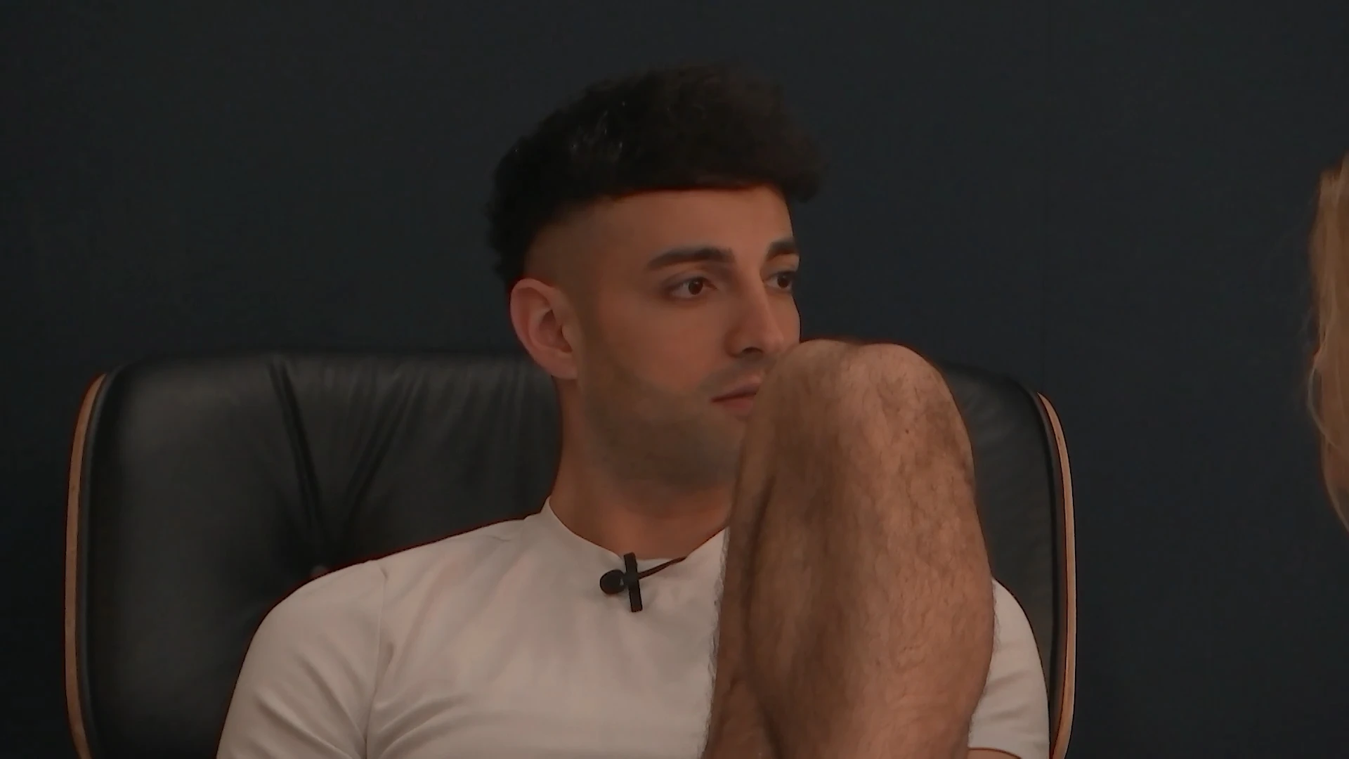 Salar heeft geen behoefte om met Anouk te praten: 'ik ontplof'