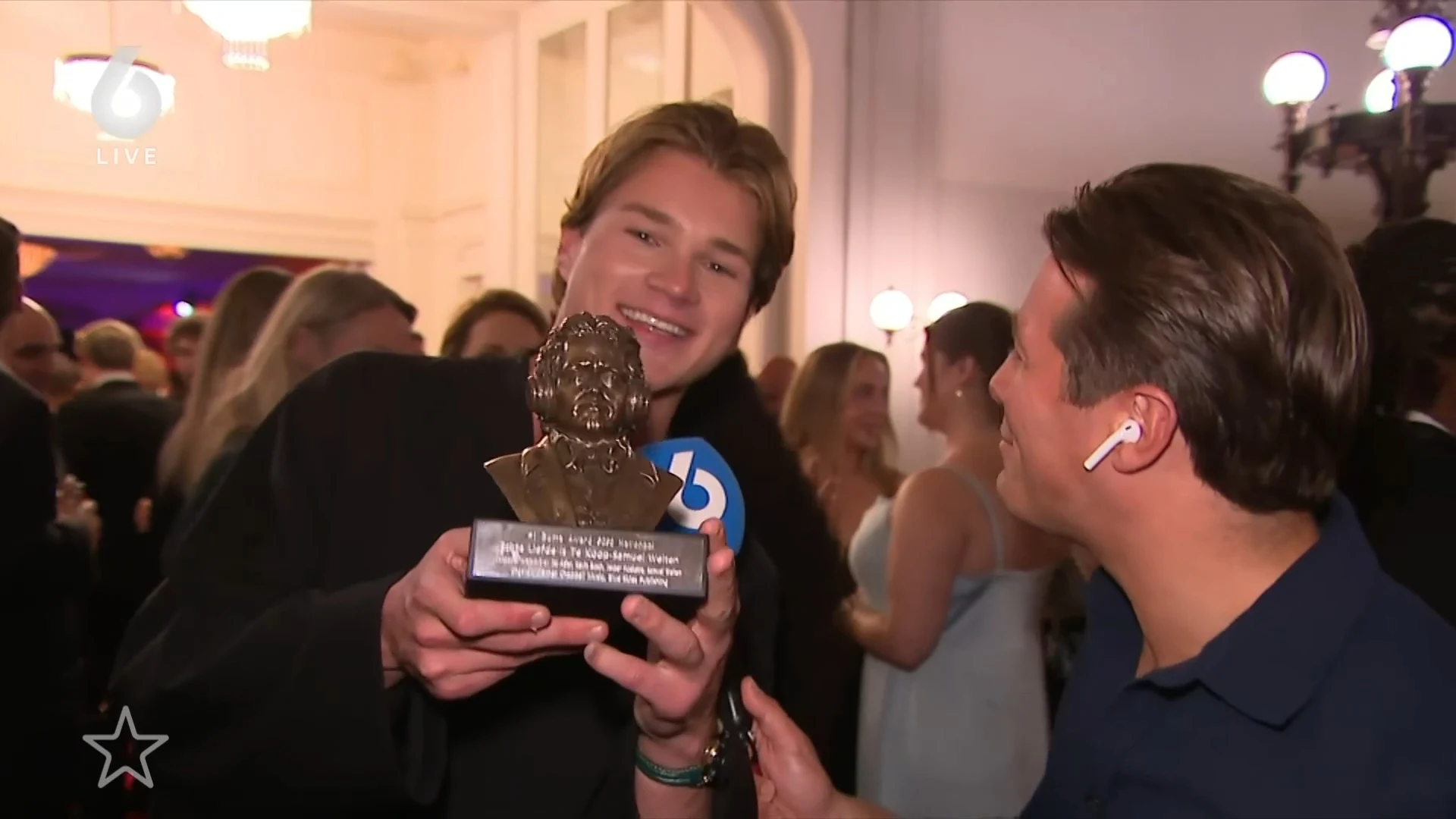 Buma Awards-winnaar Samuel Welten live in Shownieuws
