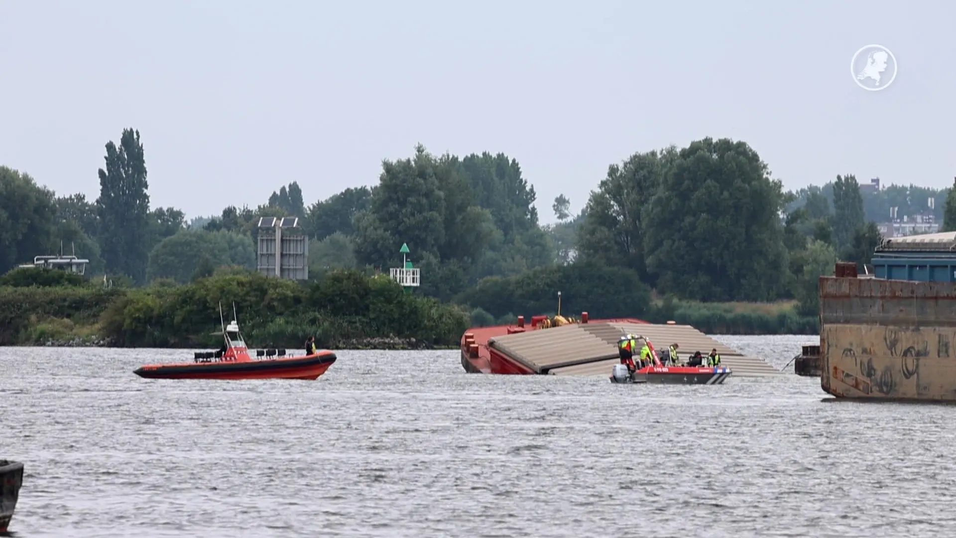Duwboot gezonken in Coenhaven: opvarende vermist