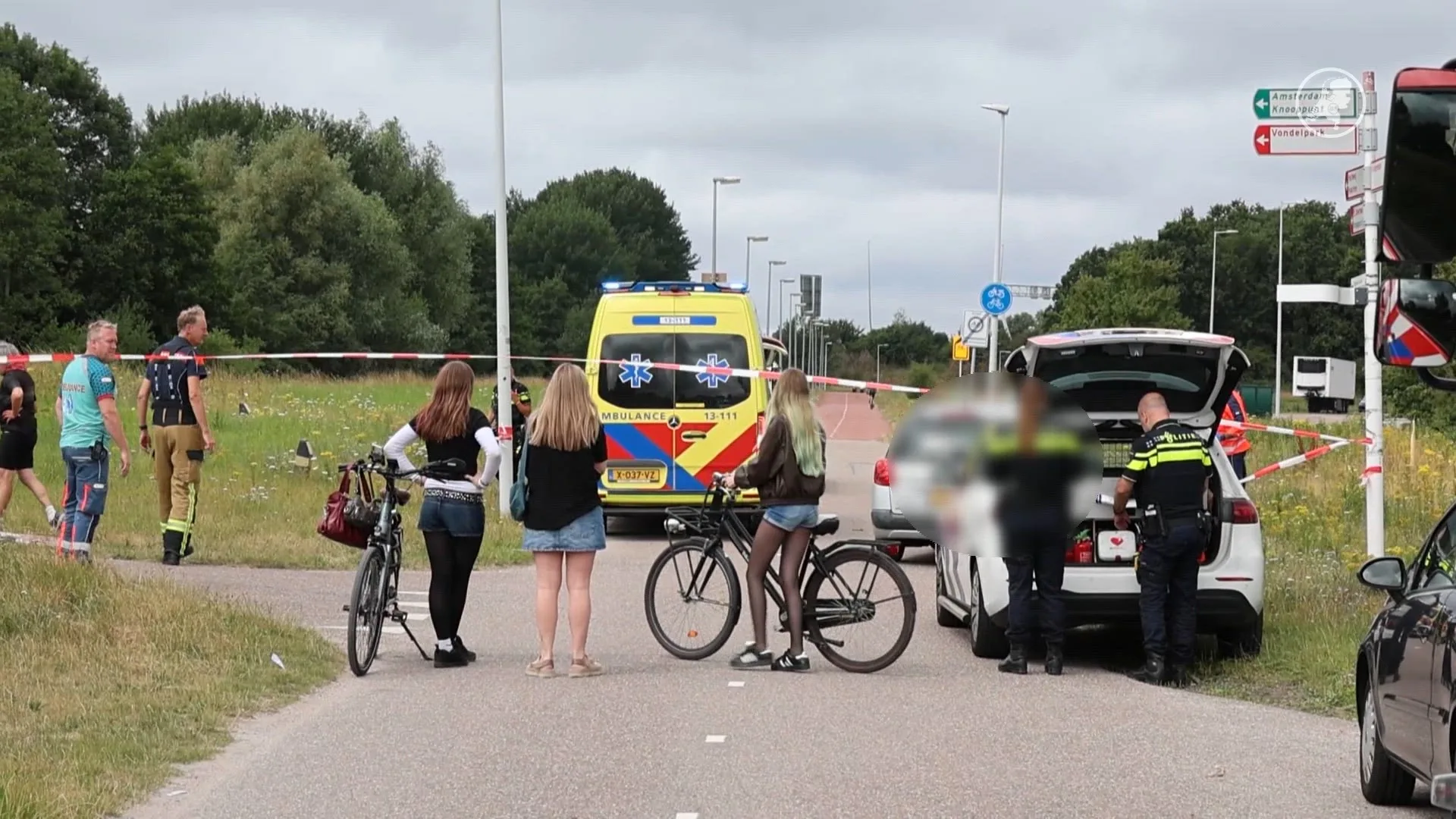 Politie zoekt getuigen na dodelijke aanrijding met wielrenner Amsterdam