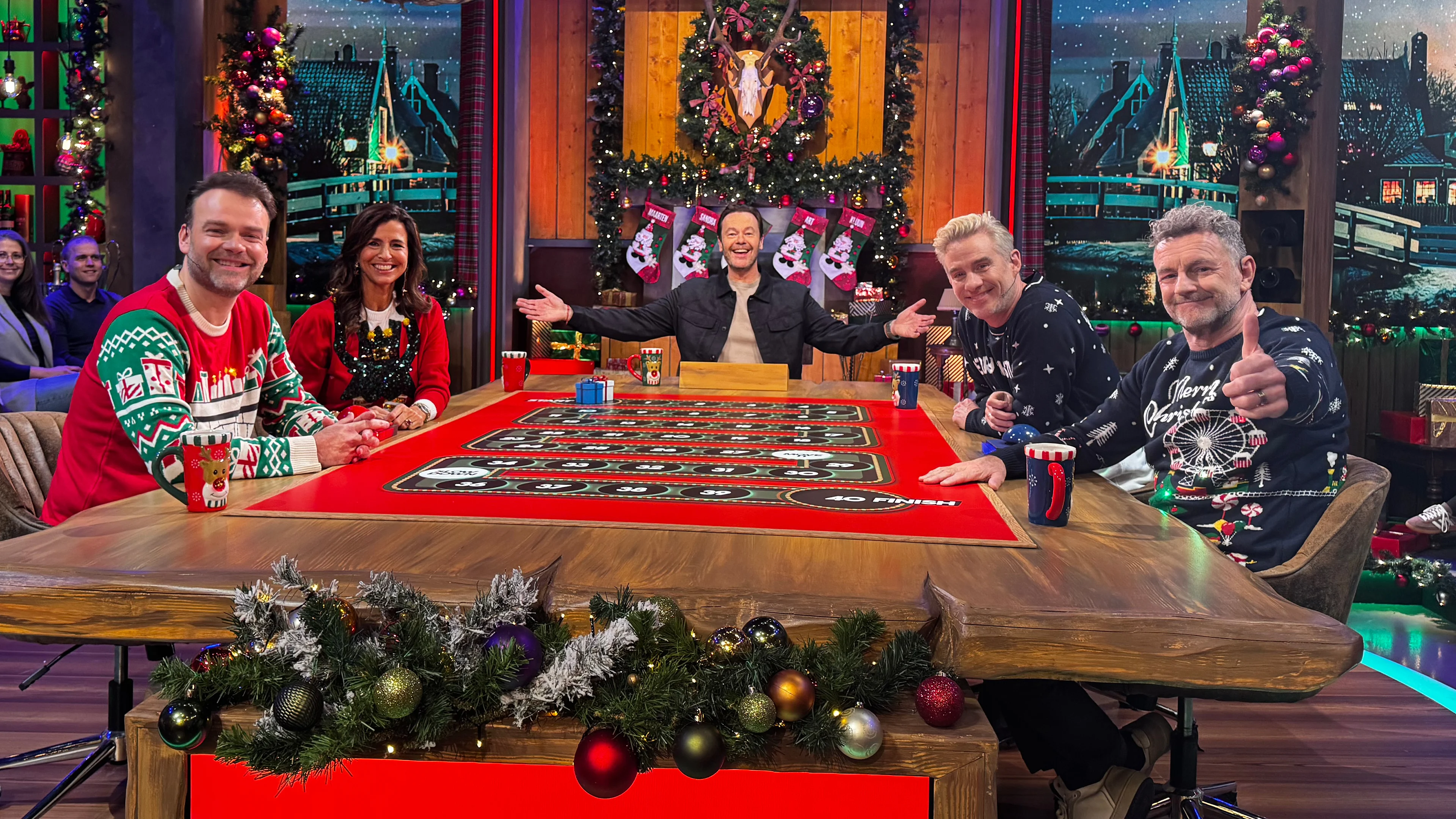 Maarten Steendam & Sandra Schuurhof vs. Art Rooijakkers & Kluun