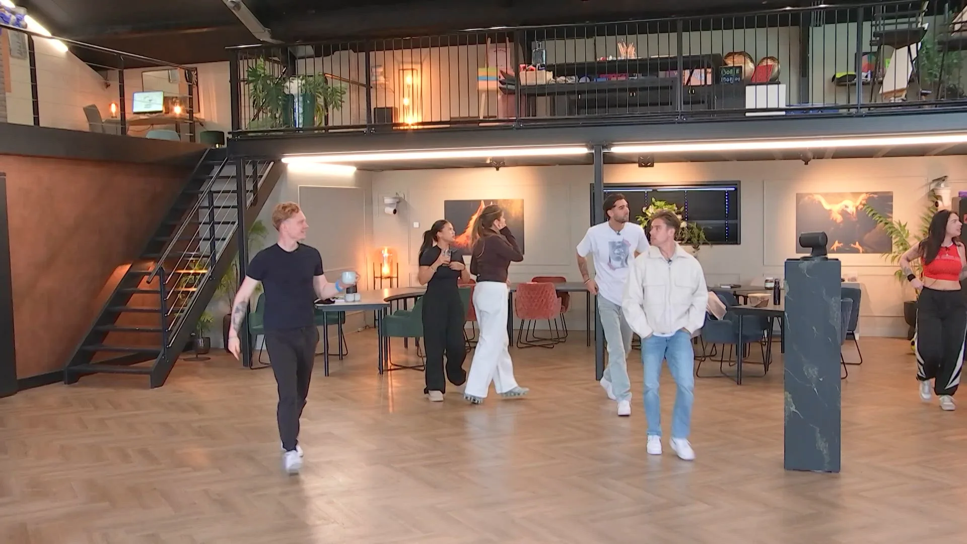 Spanning stijgt door een nieuwe brief