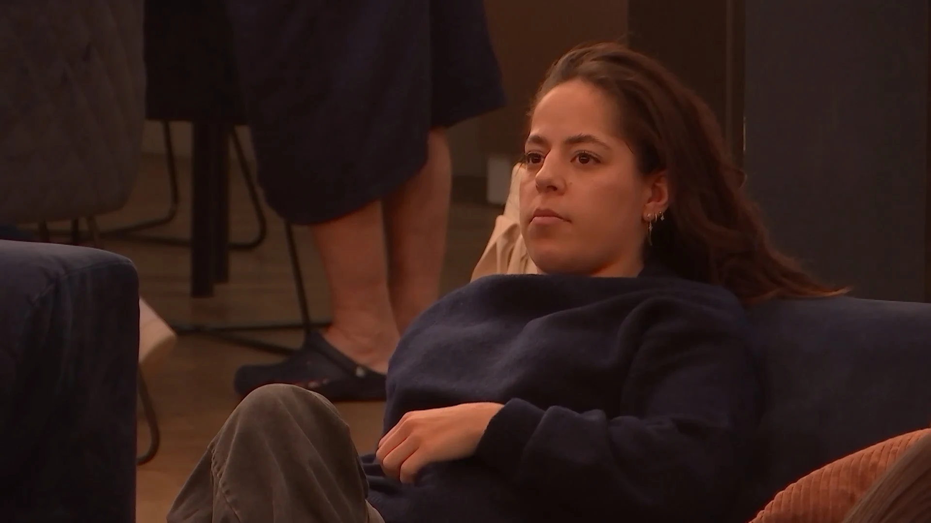 Joshlyn gaat verhaal halen bij Robert en Roxy