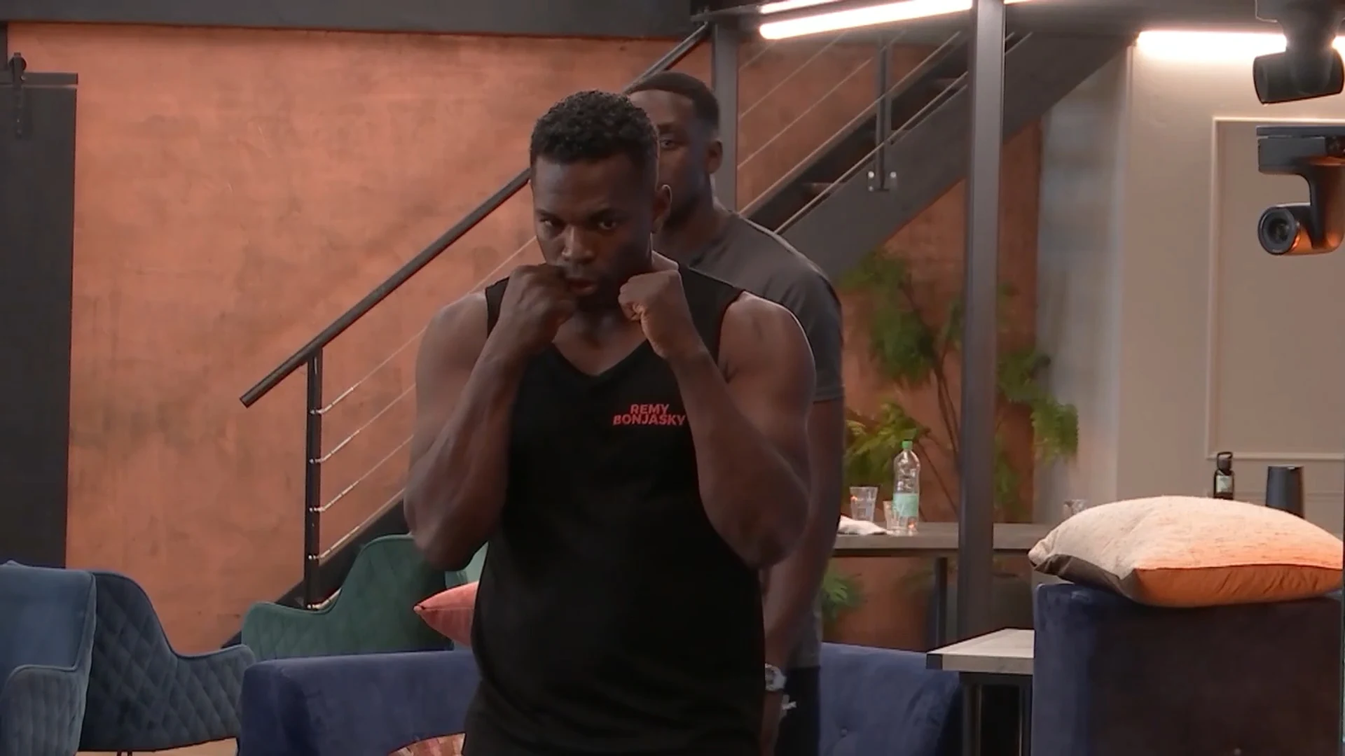 Remy Bonjasky en Mory Kromah geven een training
